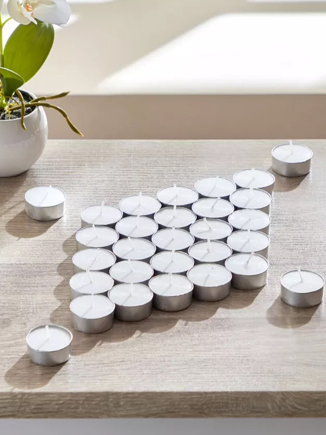 Aromatic Fables 50Pcs Scented 1 Wick Vanilla Solid Round Regular Tea Light Candles