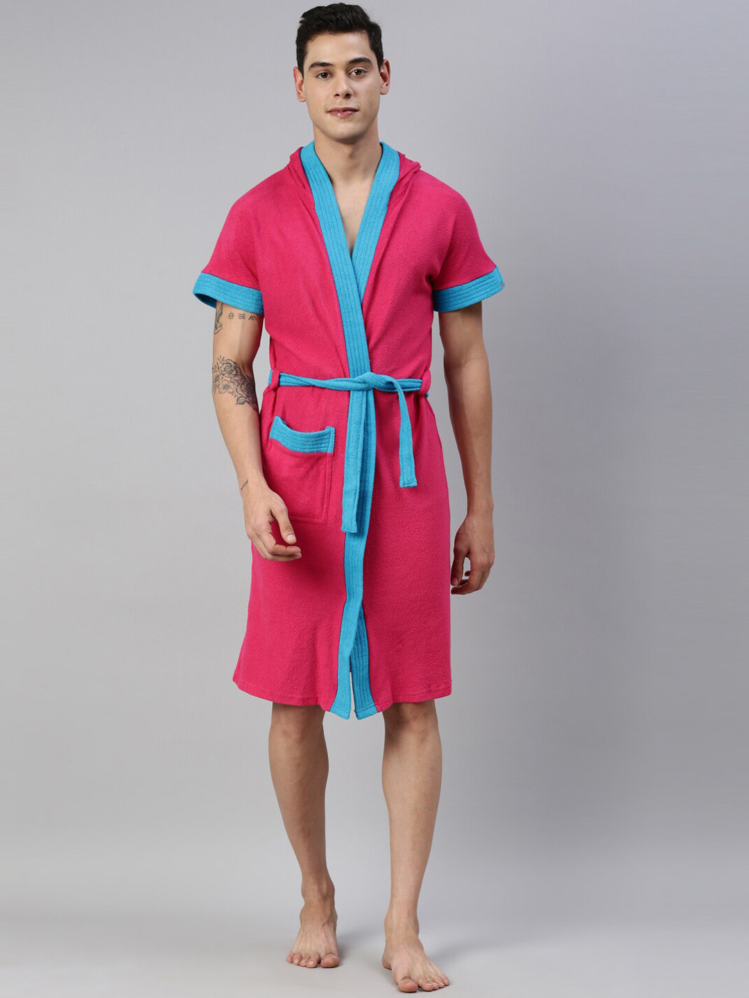 GOLDSTROMS Patti Fuchsia Solid Cotton Drawstring Knee Length Bath Robe