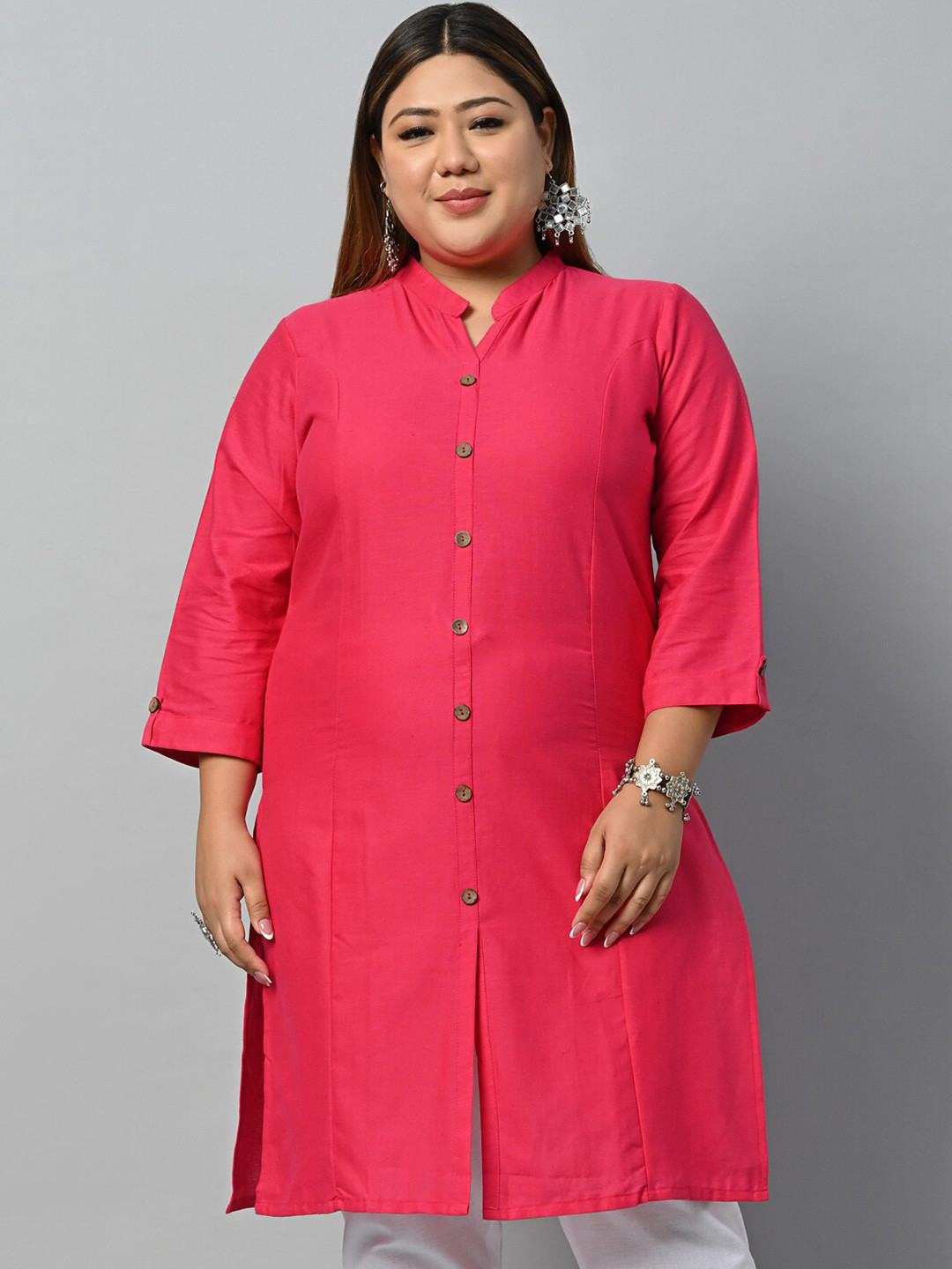 Vastraa Fusion Plus Size Mandarin Collar Roll-Up Sleeve Pure Cotton Straight Kurta