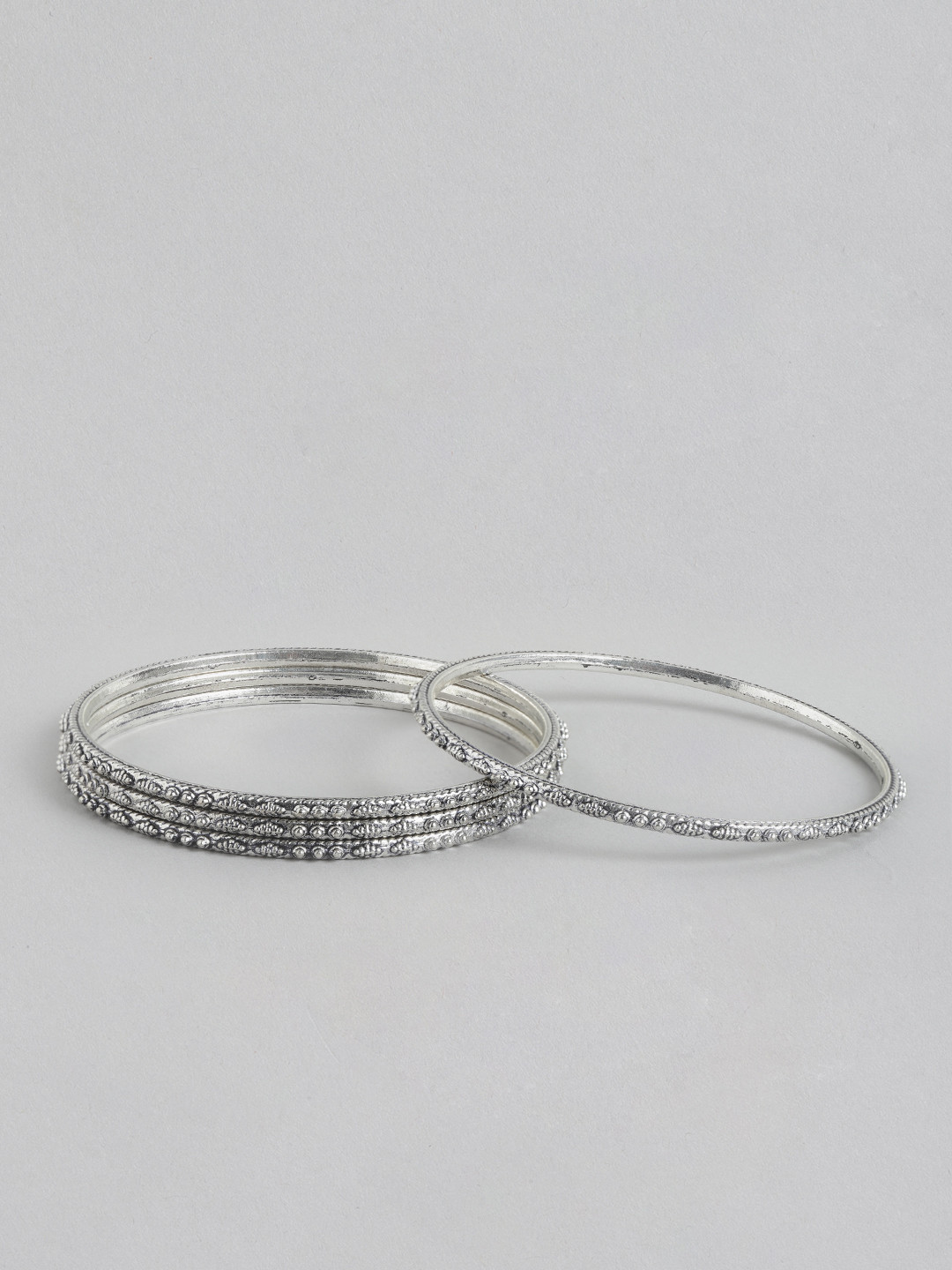 Sangria Set Of 4 Silver-Plated Oxidised Bangles