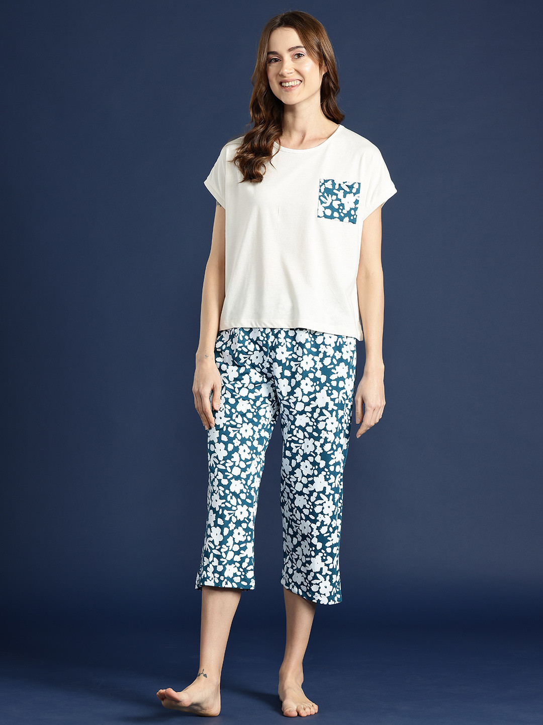 Mast & Harbour Printed Capri Set With Pouch