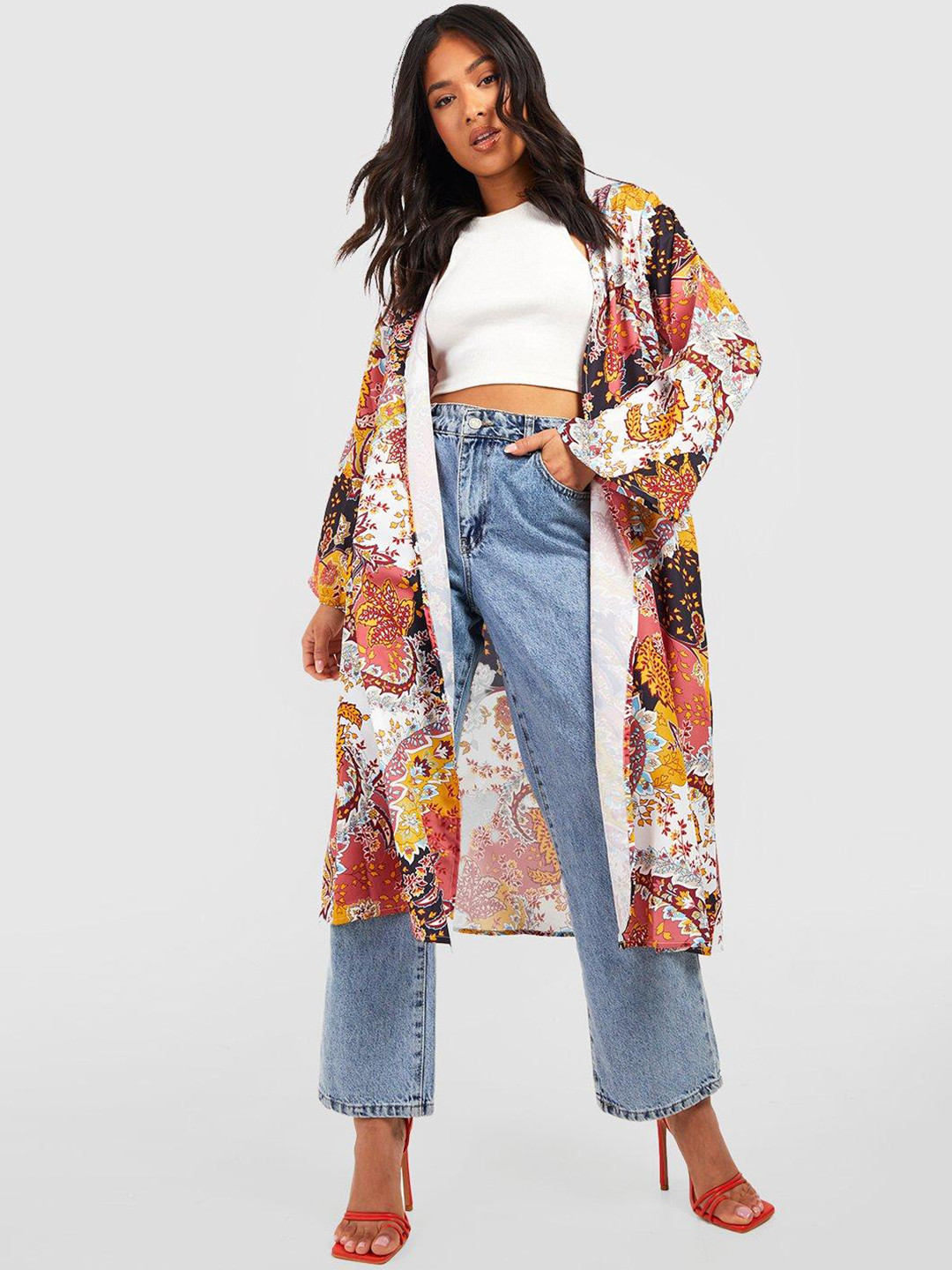 Boohoo Women Petite Paisley Print Front-Open Shrug