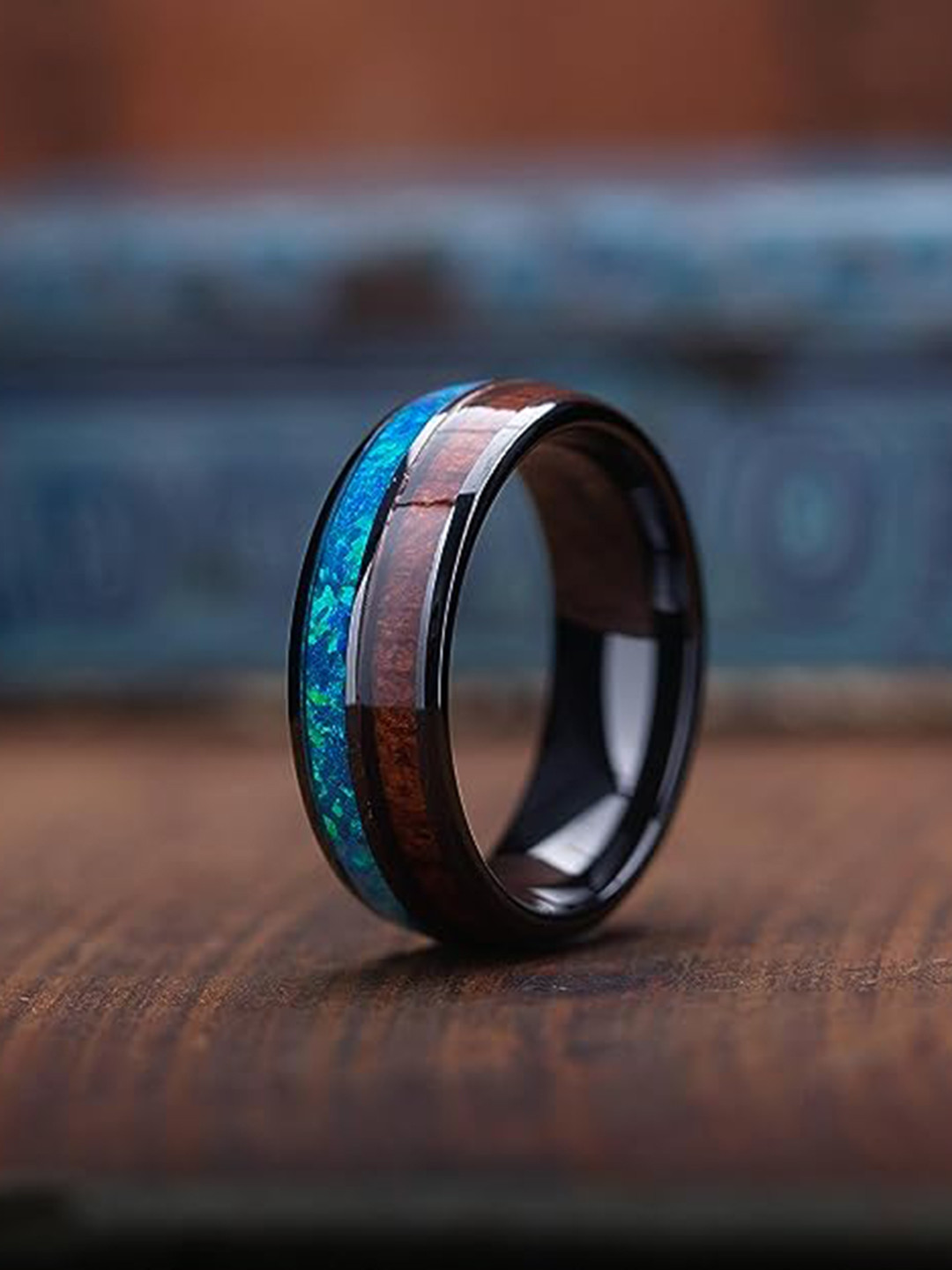 KRYSTALZ Titanium FInger RIng
