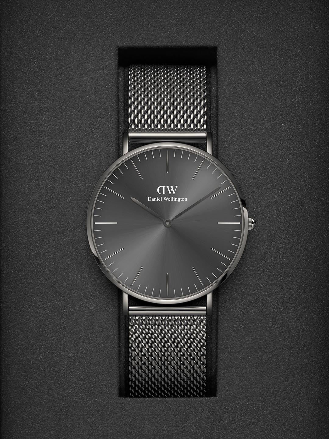 Daniel Wellington Men Classic Anthracite Dial Grey Analogue 40 mm Watch - DW00100630