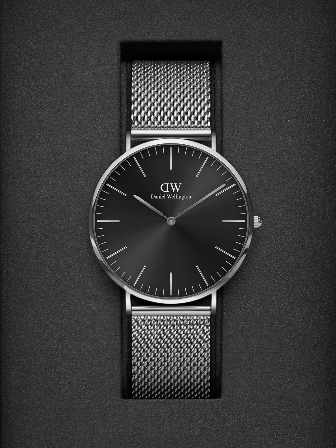 Daniel Wellington Classic Men Dial Black 40mm Round Analogue Watch - DW00100629
