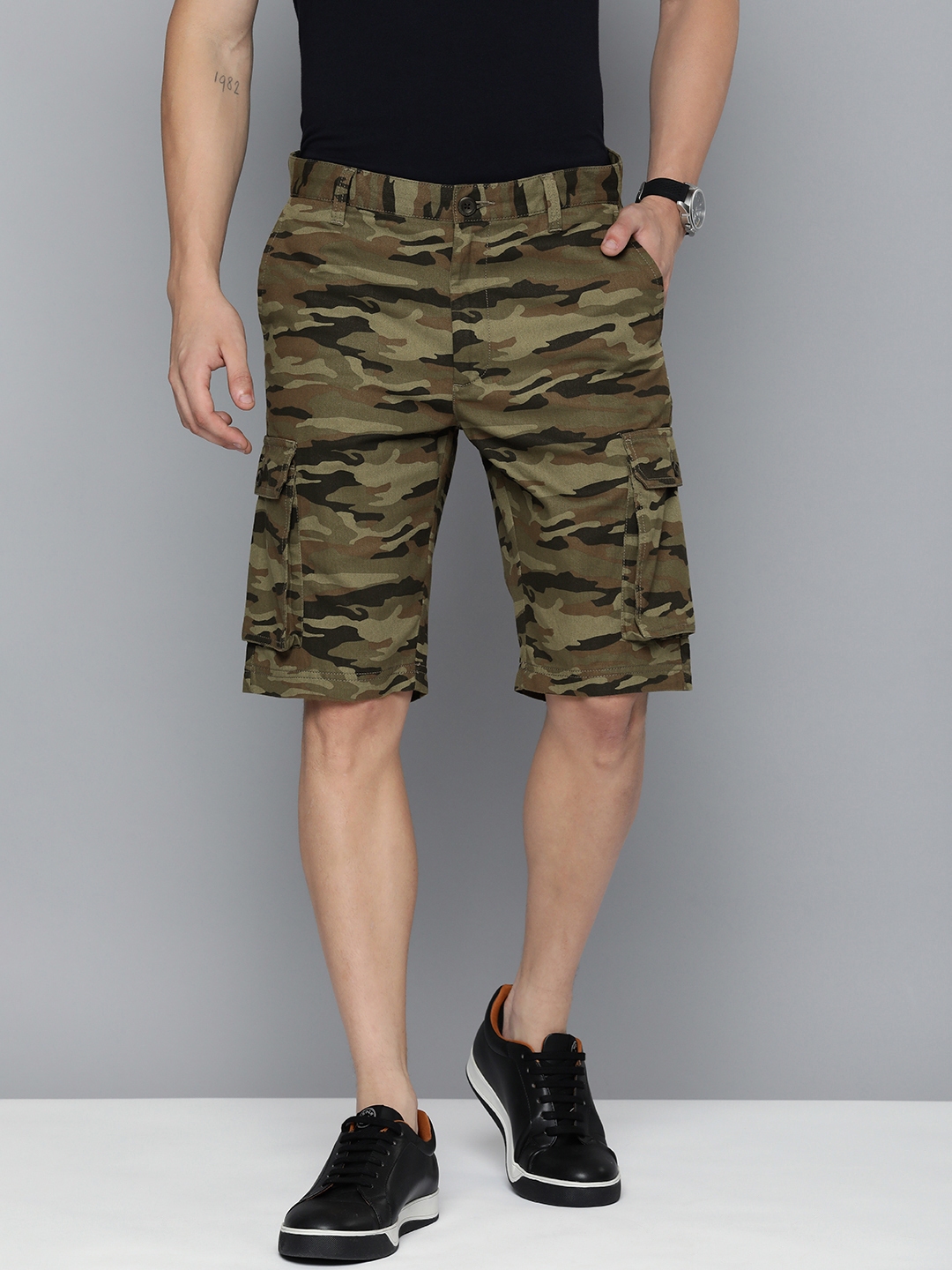 Buy Indian Terrain Men Pure Cotton Camouflage Printed Cargo Shorts Shorts for Men 24404914 Myntra
