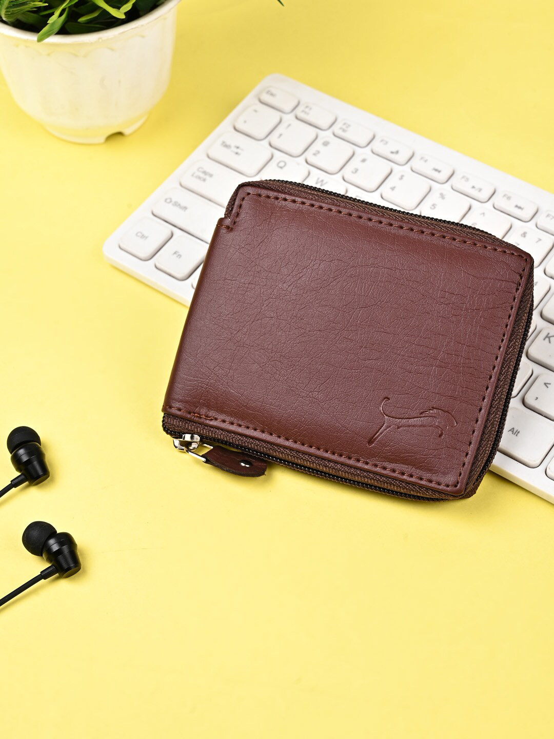 WILD EDGE Men Zip Detail PU Zip Around Wallet