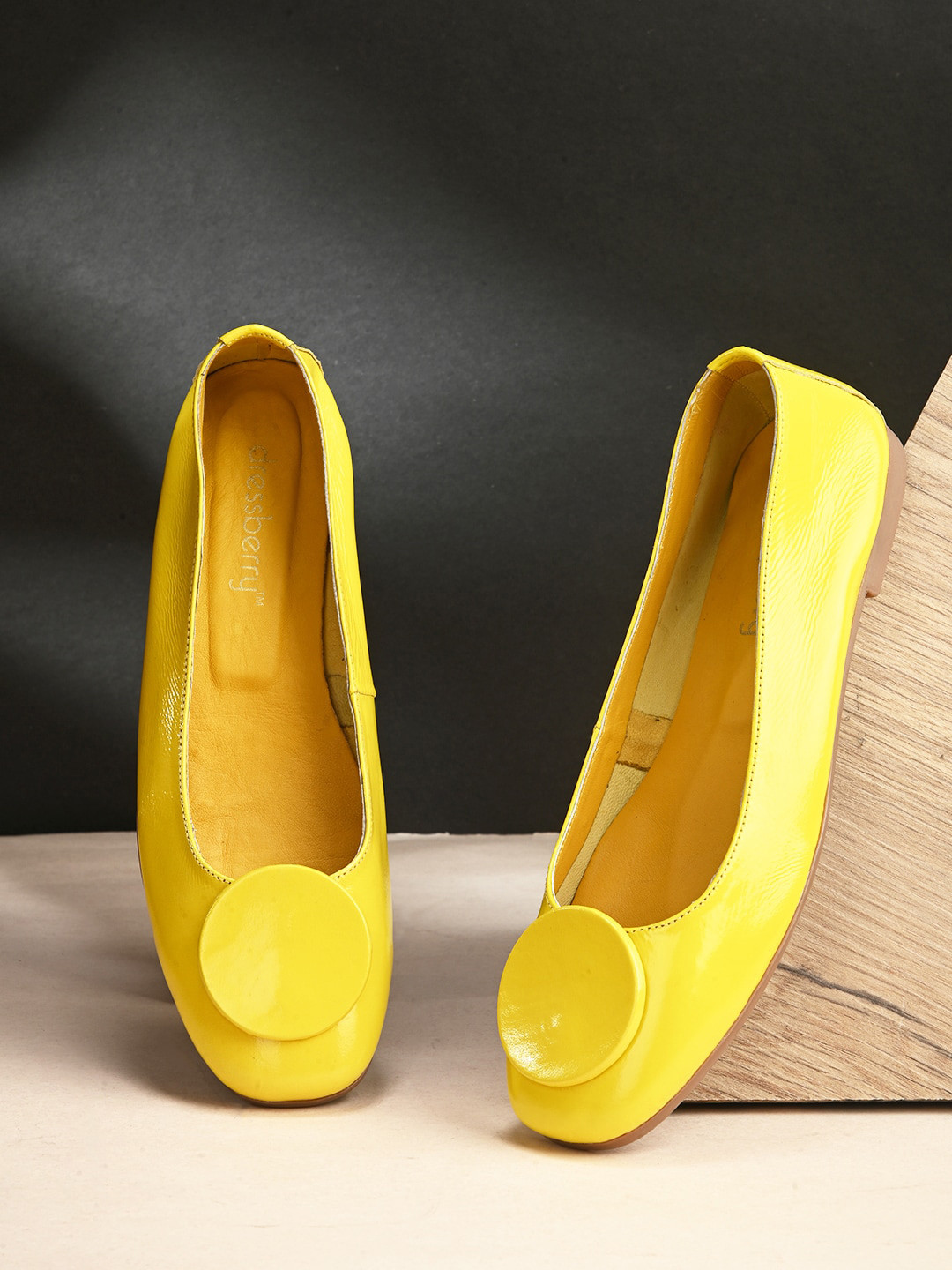 Alleviater Buckled Square Toe Leather Ballerinas