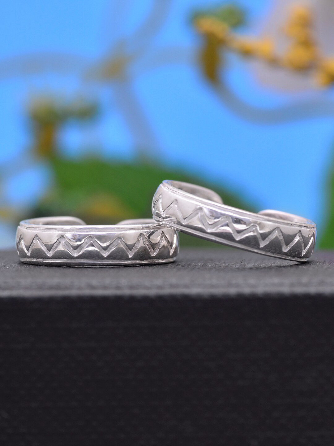Abhooshan 92.5 Sterling Silver Adjustable Toe Rings