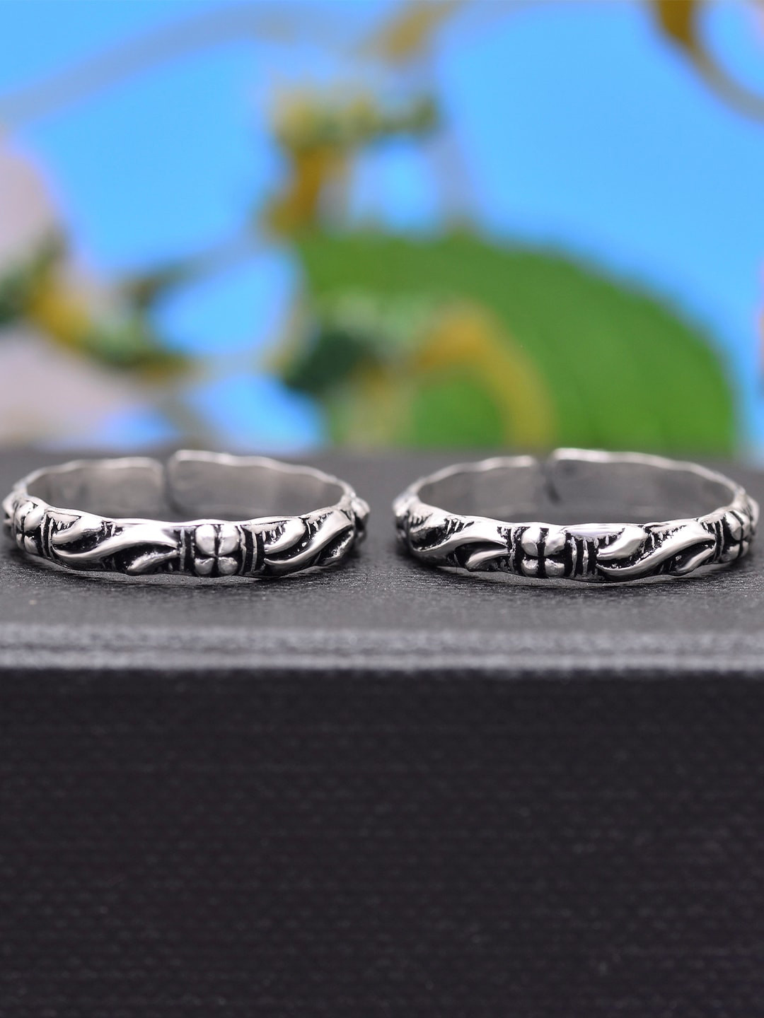 Abhooshan Set Of 2 92.5 Sterling Silver Oxidized Adjustable Toe Rings