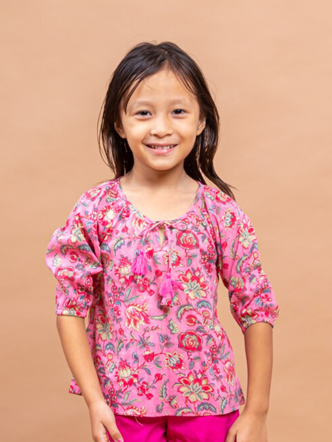 Sangria Girls Pink & Red Tie-Up Neck Floral Printed Pure Cotton Top