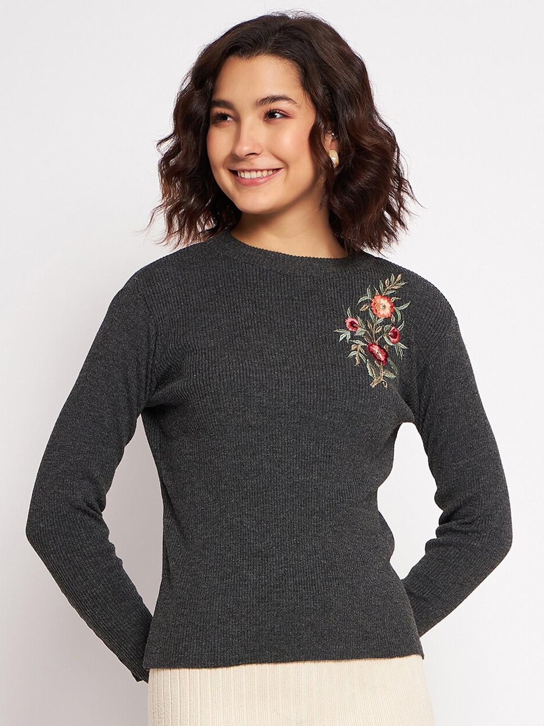 CLAPTON Woollen Pullover With Floral Embroidered Detail