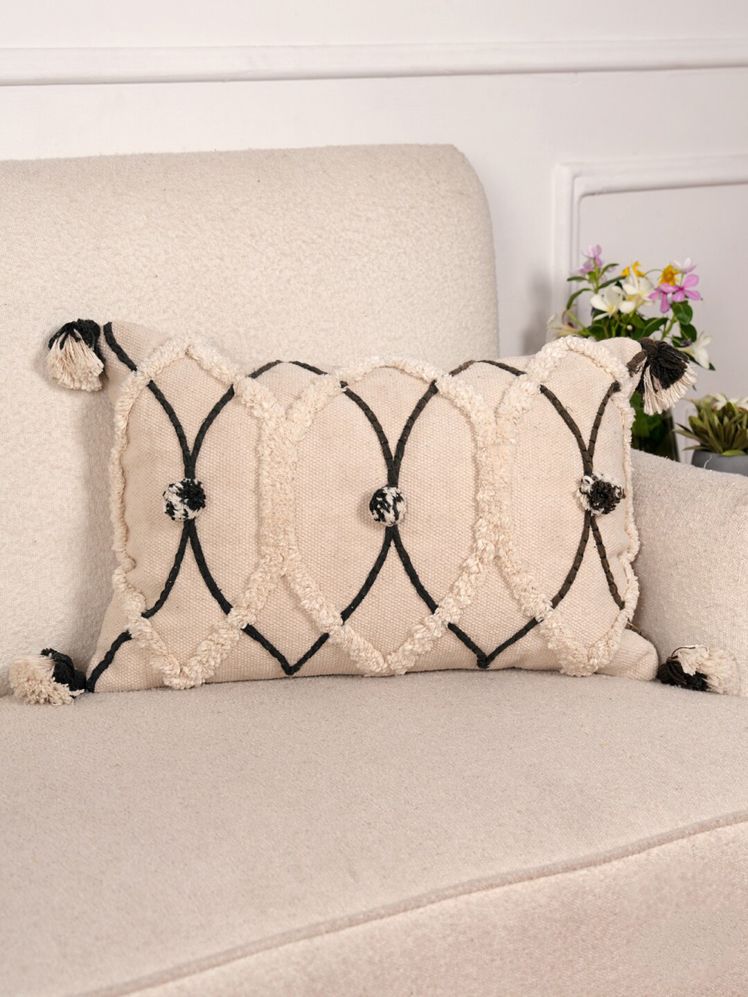 Art Avenue Kairu Cream Geometric Polyester Silk Breathable Textured Cushion Cover -12x20In