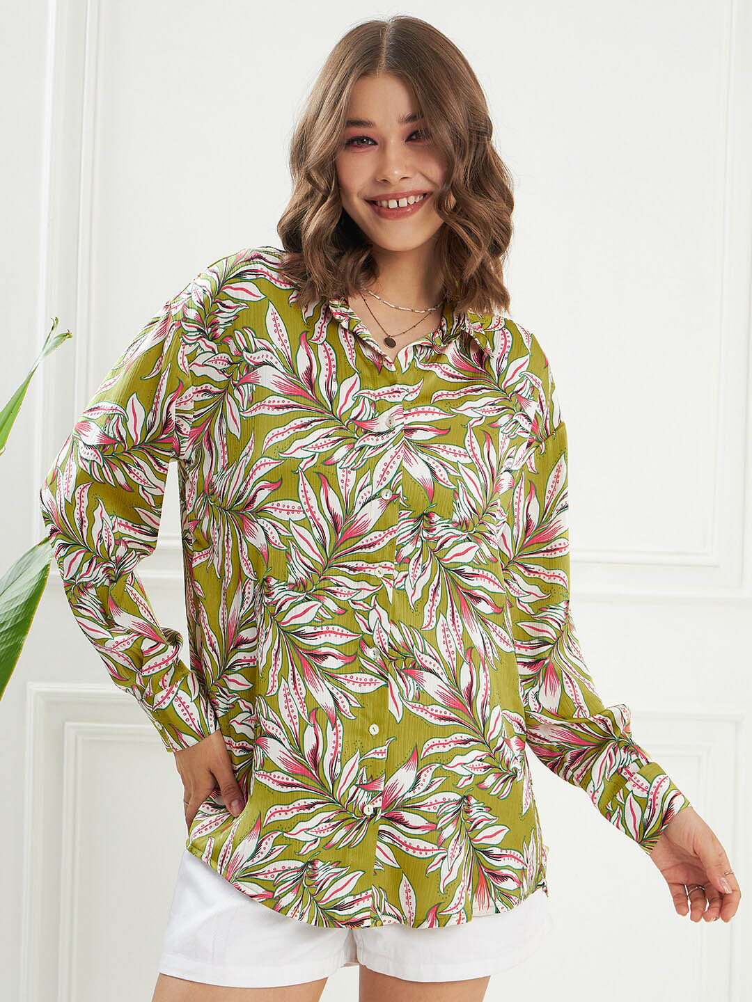 KASSUALLY Green Floral Printed Long Sleeve Satin Casual Shirt