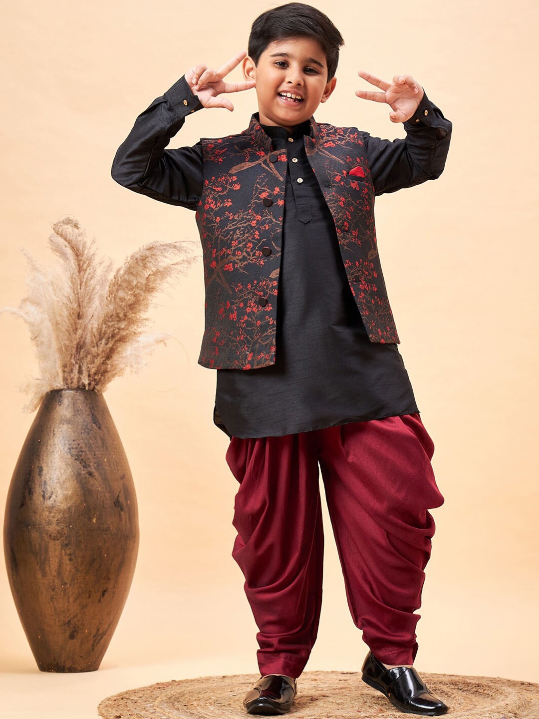 VASTRAMAY Boys Mandarin Collar Straight Kurta With Dhoti Pants With Nehru Jacket
