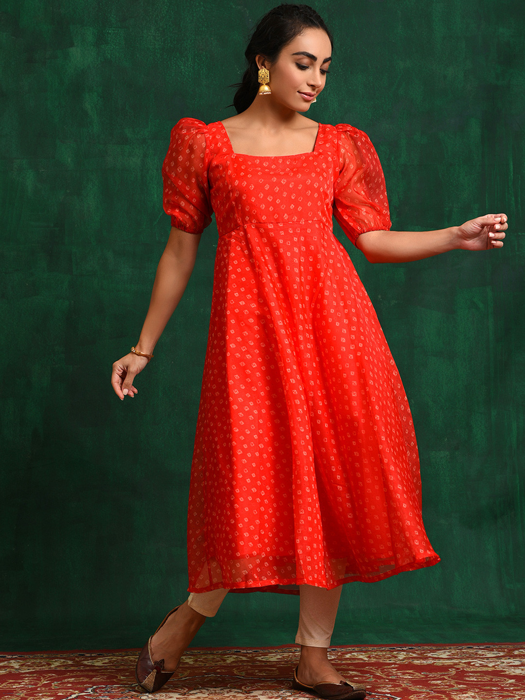 AKS Geometric Printed Sweetheart Neck Puff Sleeves Anarkali Kurta