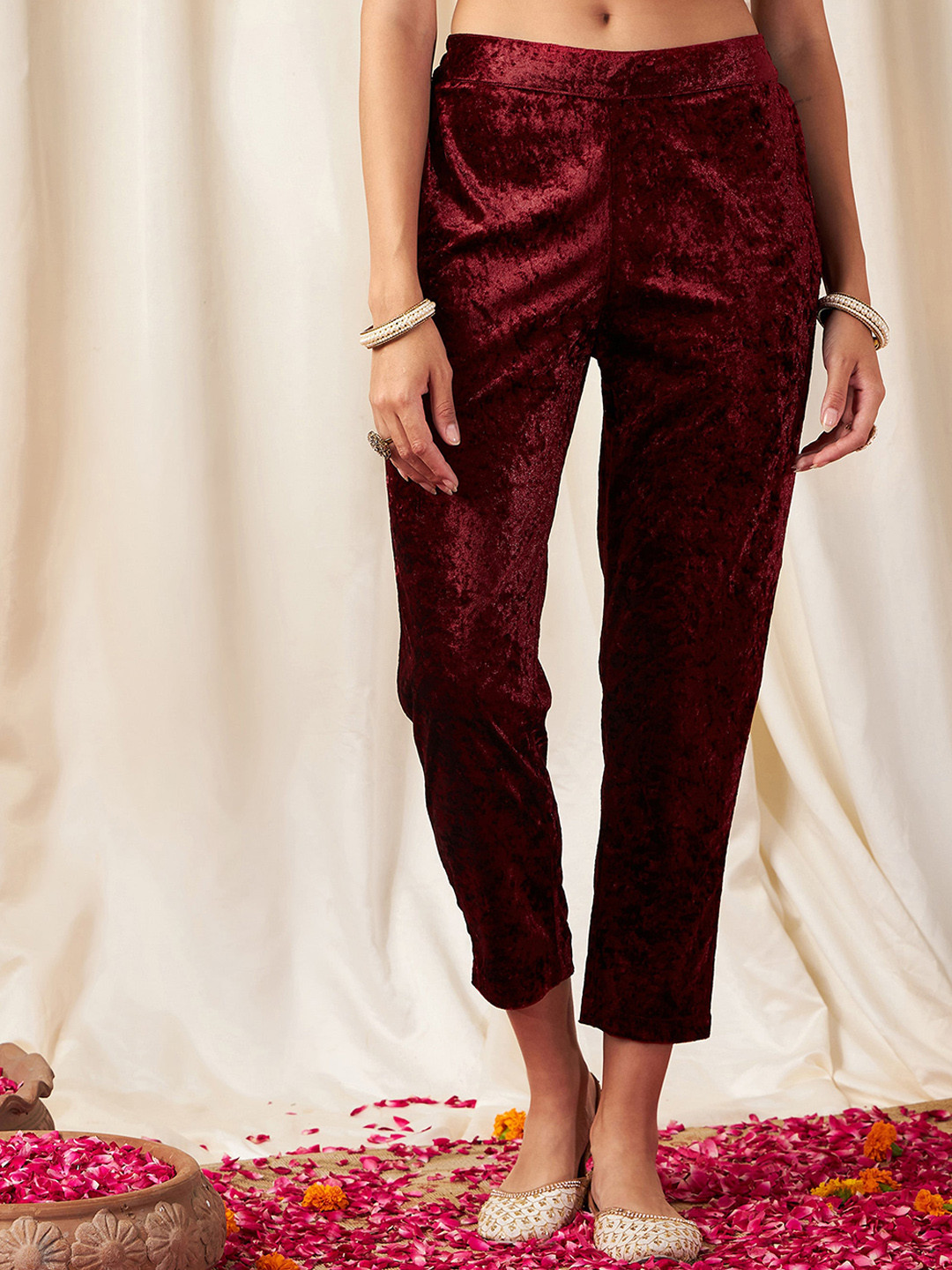 Shae by SASSAFRAS Women Tapered Fit Trousers