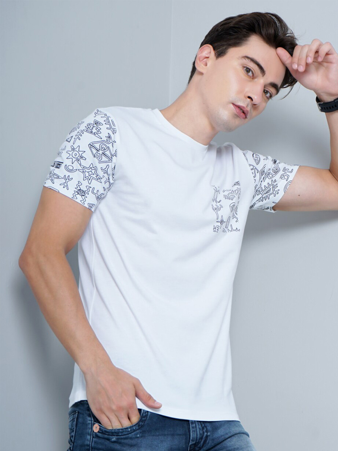 PAUL STREET Conversational Printed Bio Finish Slim Fit Pure Cotton T-shirt