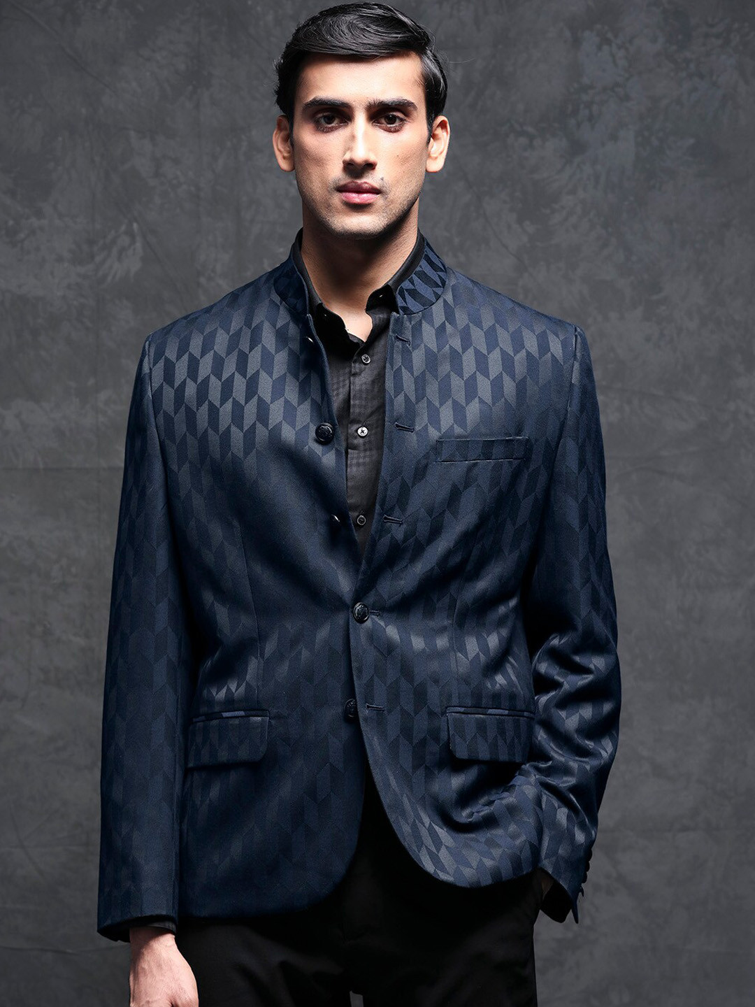 RARE RABBIT Men Duffy Tailored Fit Geometric Single-Breasted Party