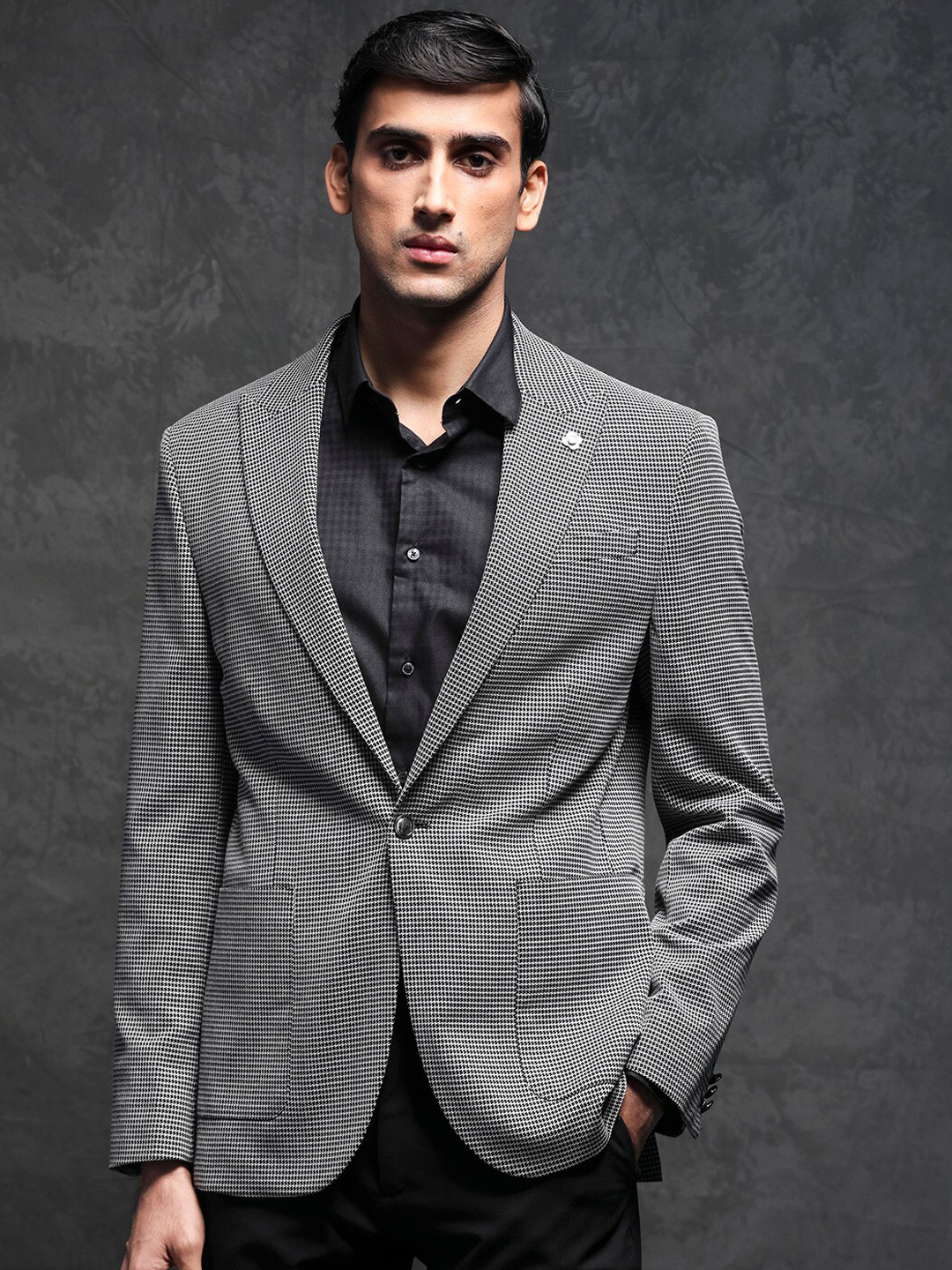 RARE RABBIT Men Mellion Tailored Fit Checked Single-Breasted Blazer