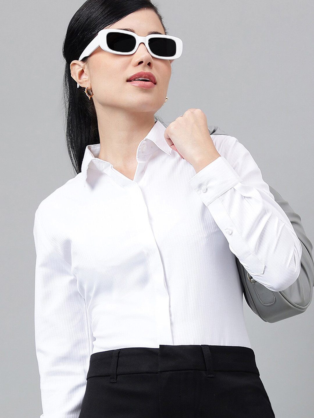 English Navy Relaxed Spread Collar Formal Shirt