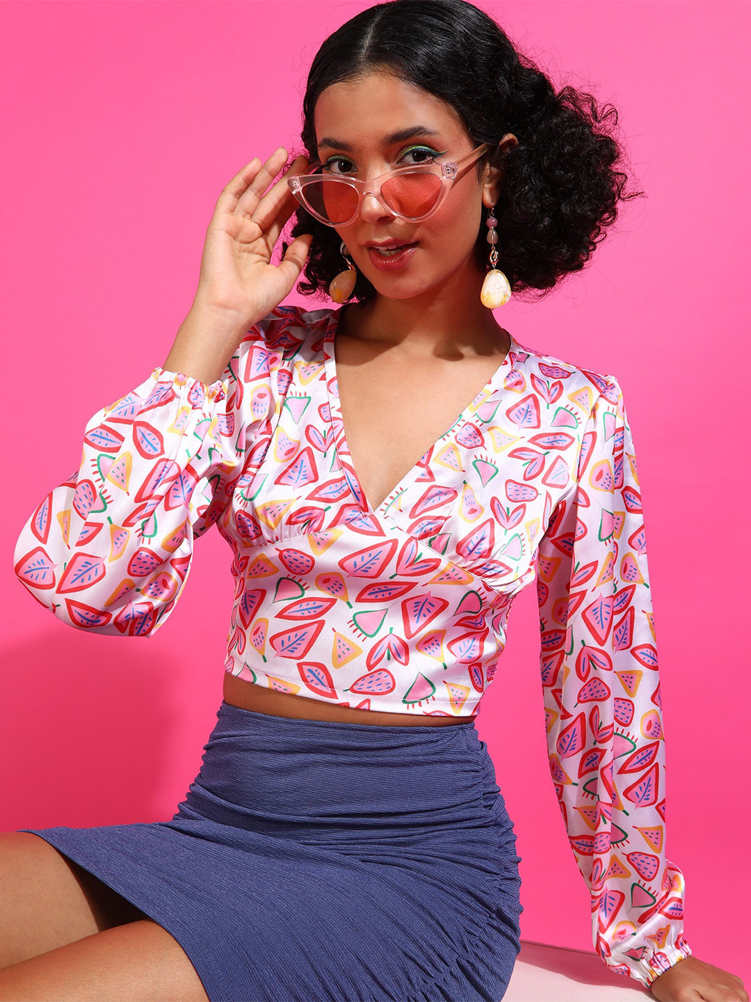 Popwings White Color Conversational Print V-Neck Puff Sleeve Satin Crop Top