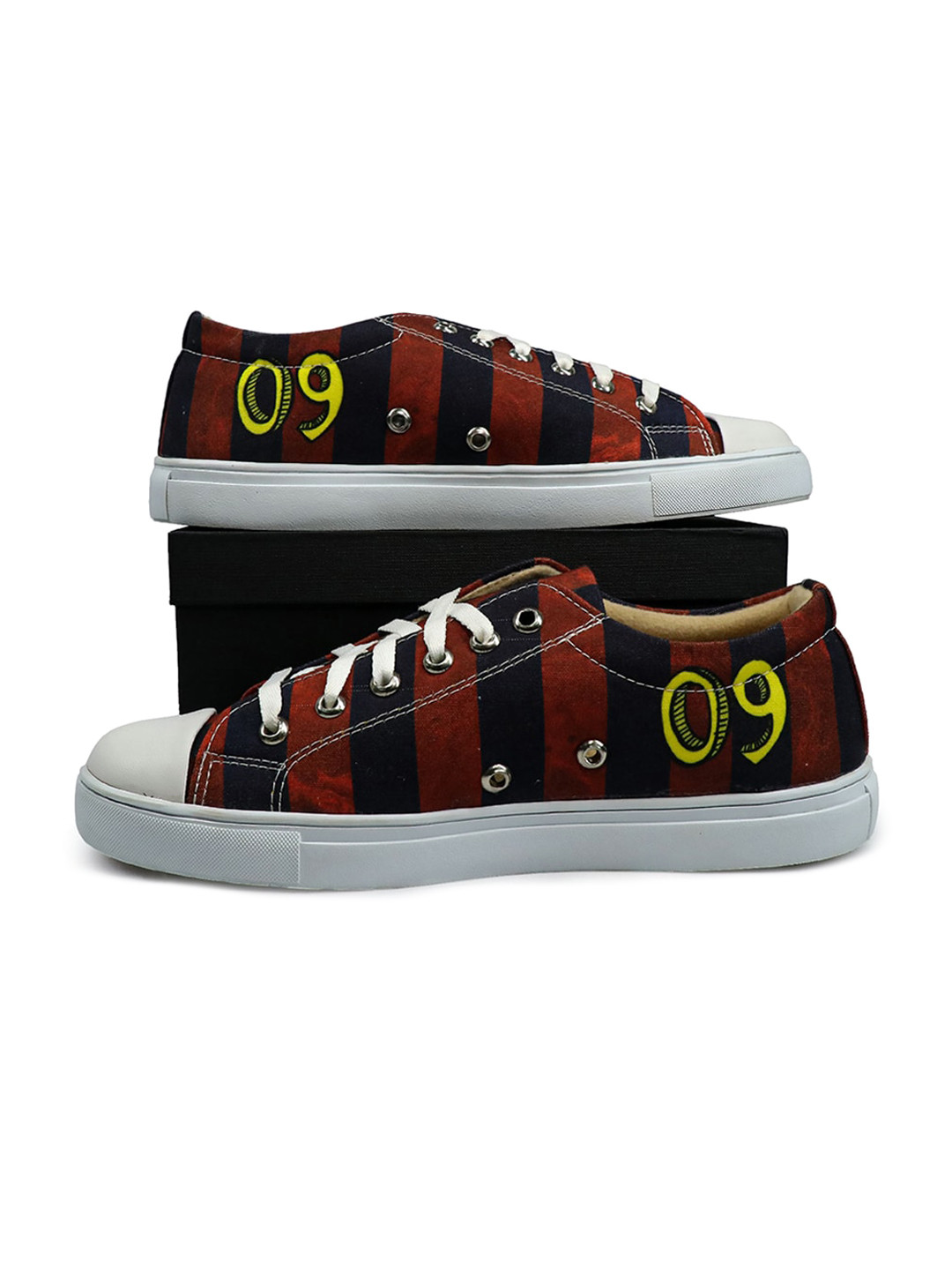 KobSook Men Printed Low Ankle Canvas Comfort Insole Contrast Sole Sneakers
