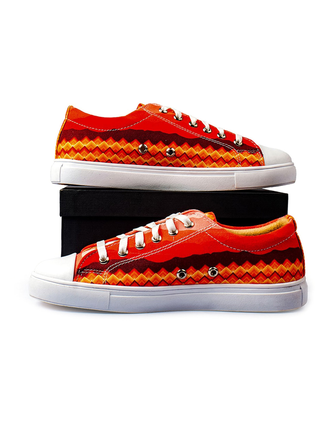 KobSook Men Printed Low Ankle Comfort Insole Canvas Contrast Sole Sneakers