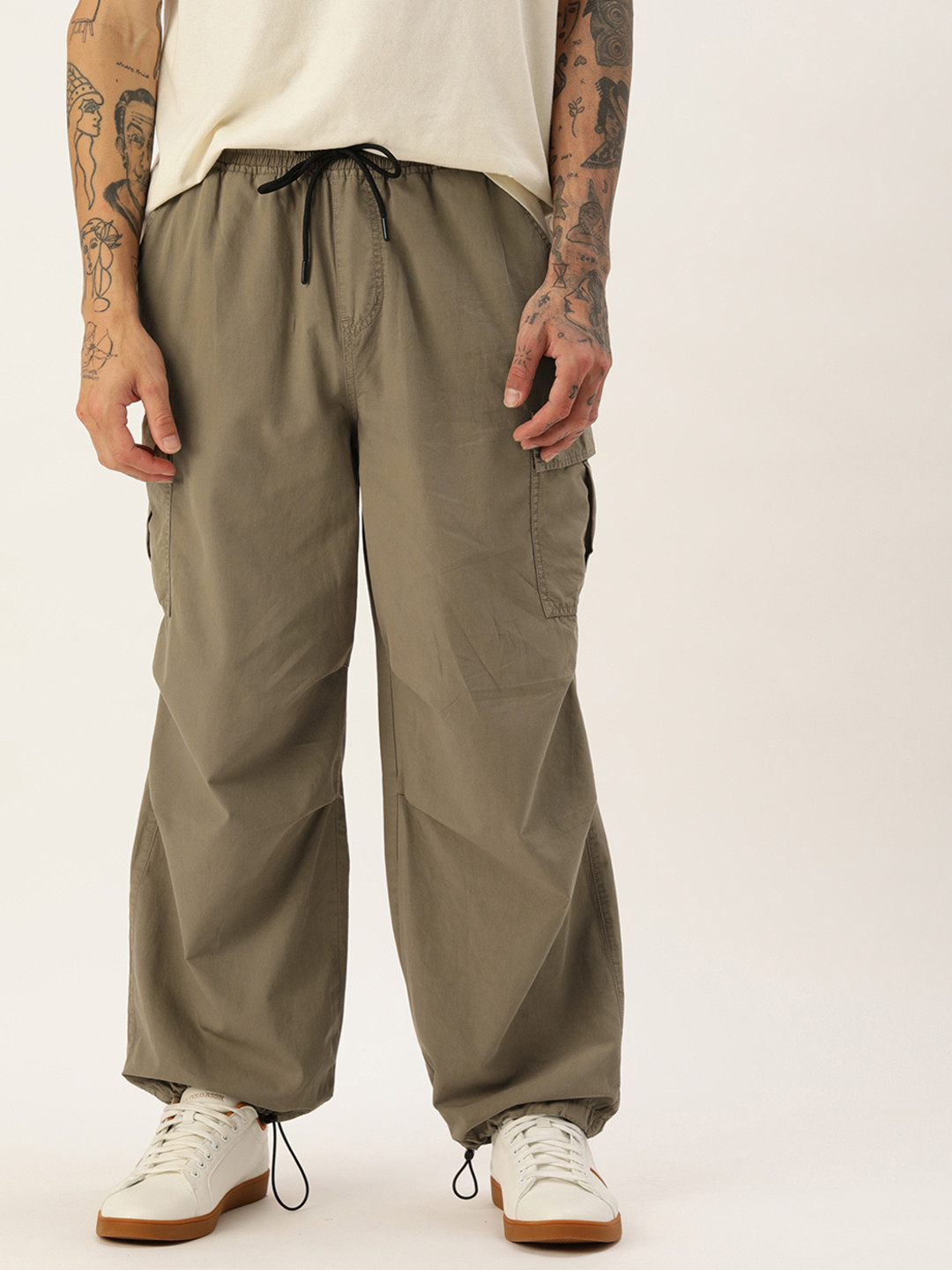 Bene Kleed Unisex Parachute Fit Cotton Cargos Trousers