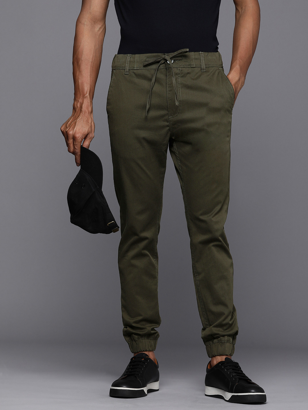WROGN Men Olive Green Joggers Trousers