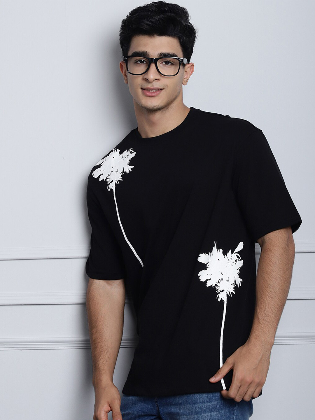 DOOR74 Graphic Printed Round Neck Pure Cotton Oversized T-shirt