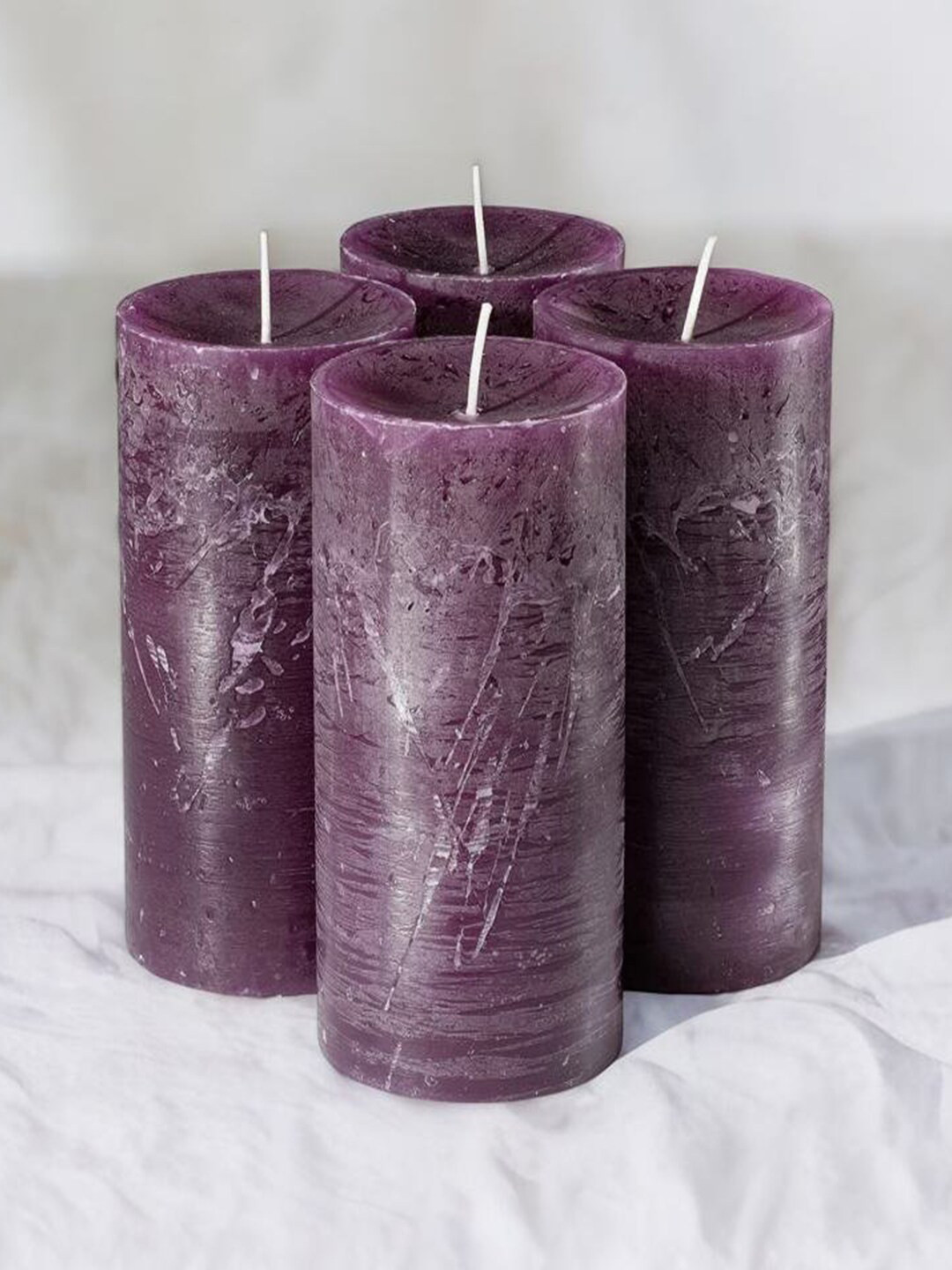 Aromatic Fables Rustic 4Pcs Scented 1 Wick Lavender Solid Geometric Regular Pillar Candles