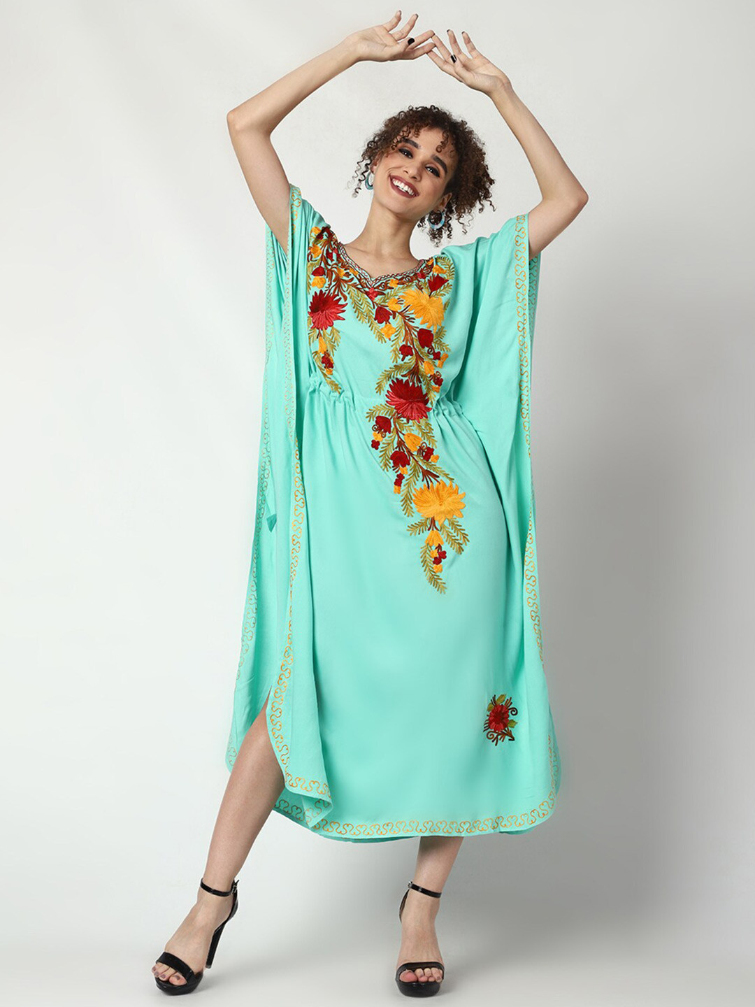 CRAFTBAZAR Floral Embroidered Sweetheart Neck Kimono Sleeve Kaftan Dress
