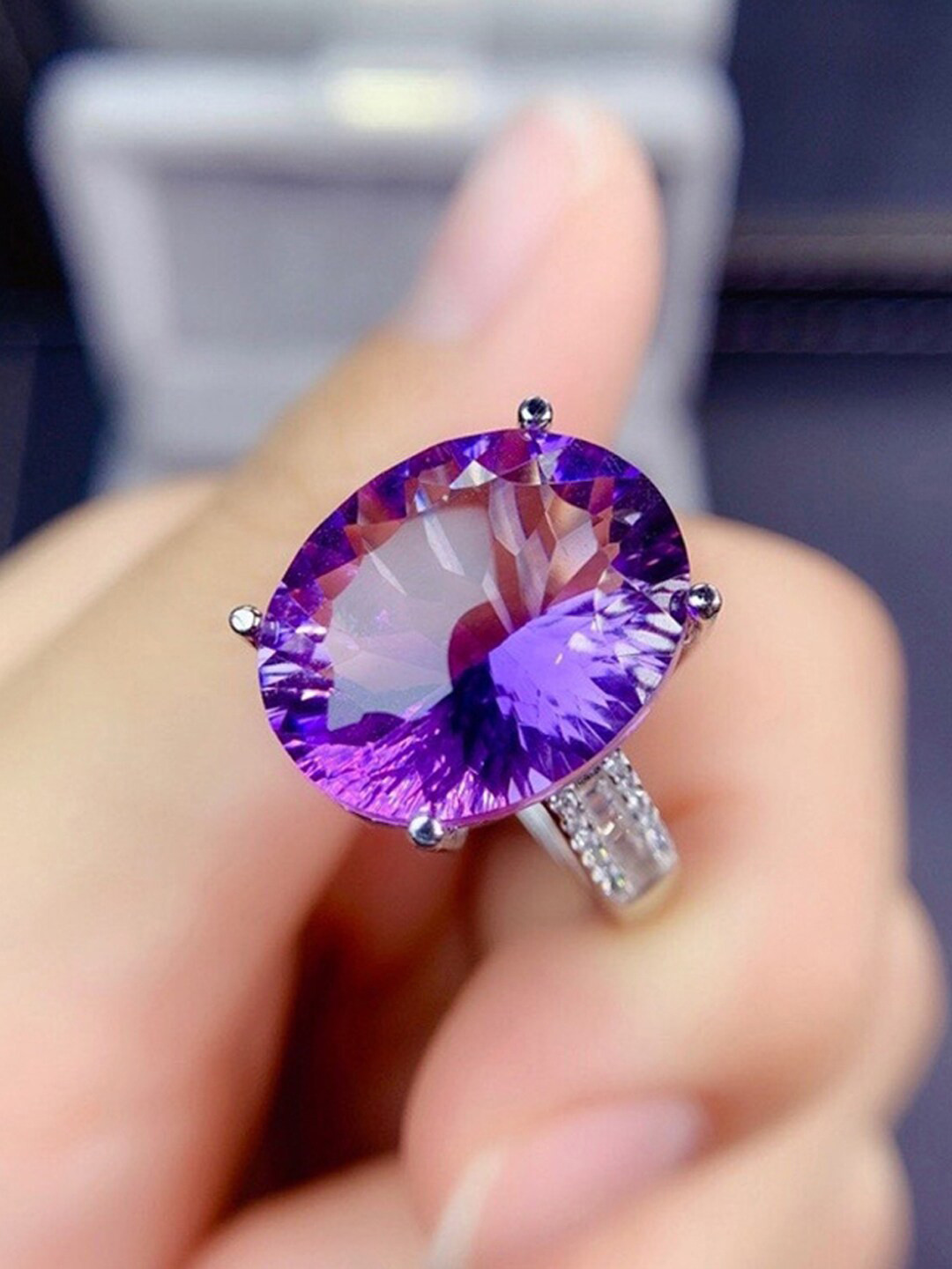 Designs & You Silver Plated American Diamond Crushed Ice Cut Contemporary Finger Ring