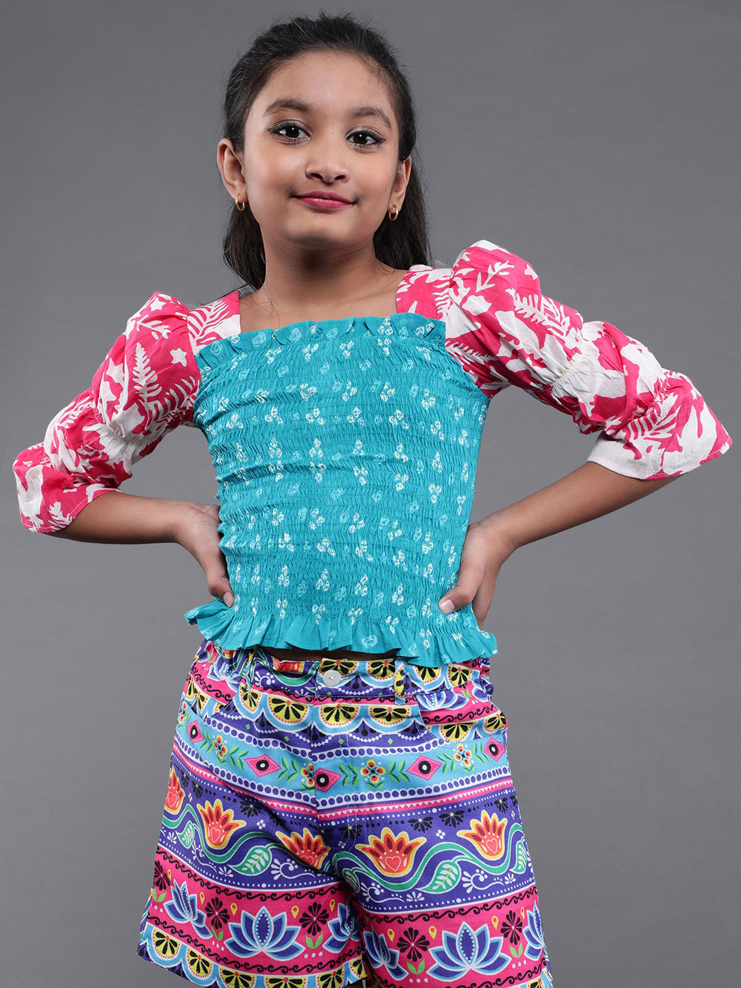 Aks Kids Girls Geometric Printed Square Neck Puff Sleeves Smocking Cotton Top