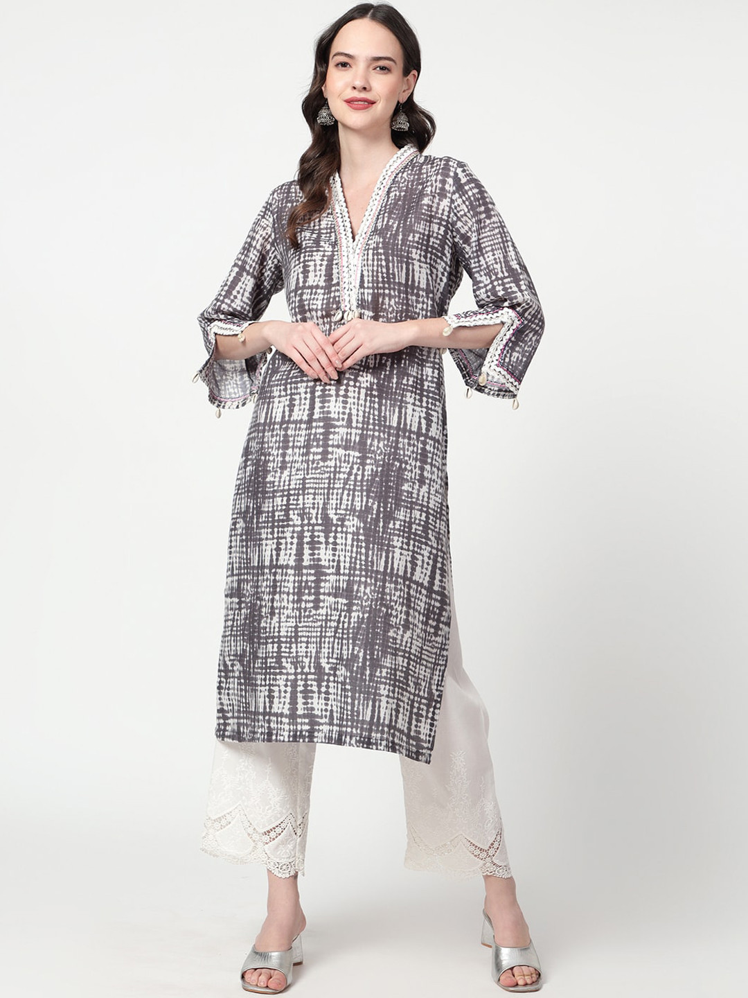 Spring Soul Abstract Printed Flared Sleeves Thread Work Pure Cotton Straight Kurta