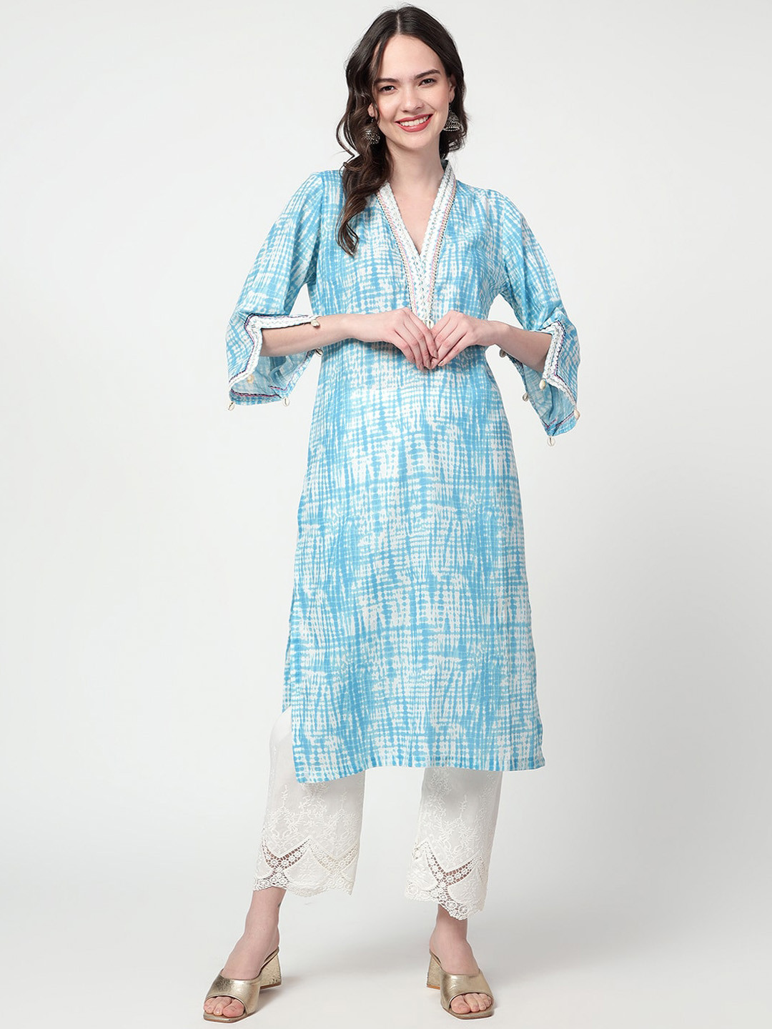 Spring Soul Abstract Printed Flared Sleeves Thread Work Pure Cotton Straight Kurta