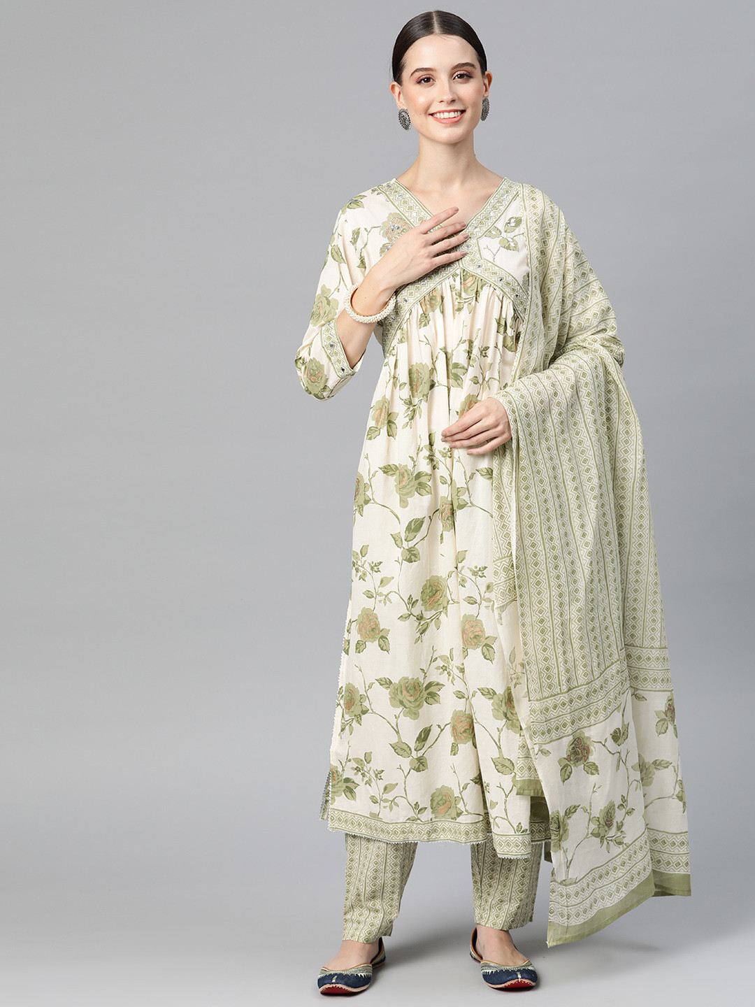 Readiprint Women Floral Printed Pleated Kurta with Palazzos & With Dupatta