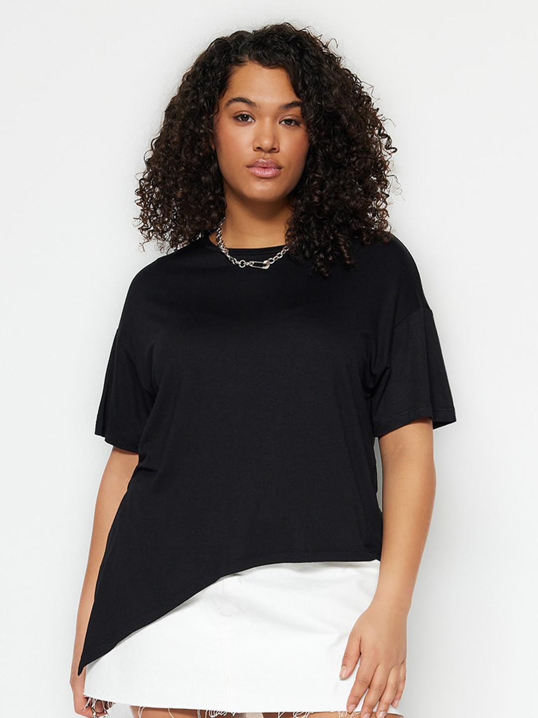 Trendyol Round Neck Drop Shoulder Top