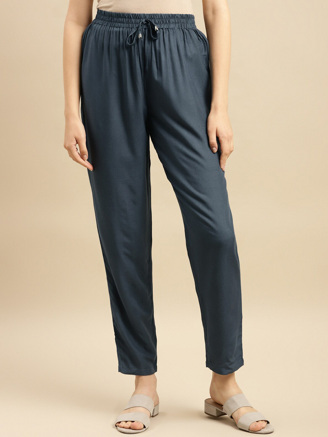 Rangita Women Relaxed Straight Leg Slim Fit Ethnic Trousers