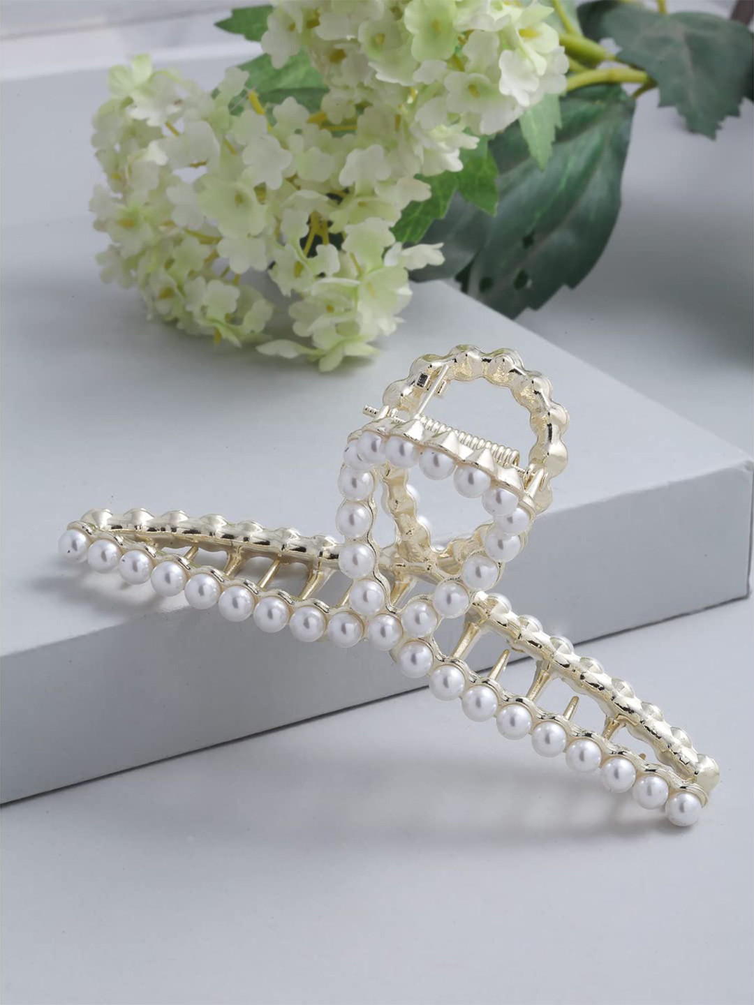 DN Creation Pearl Metal Hair Beaded Claw Clip