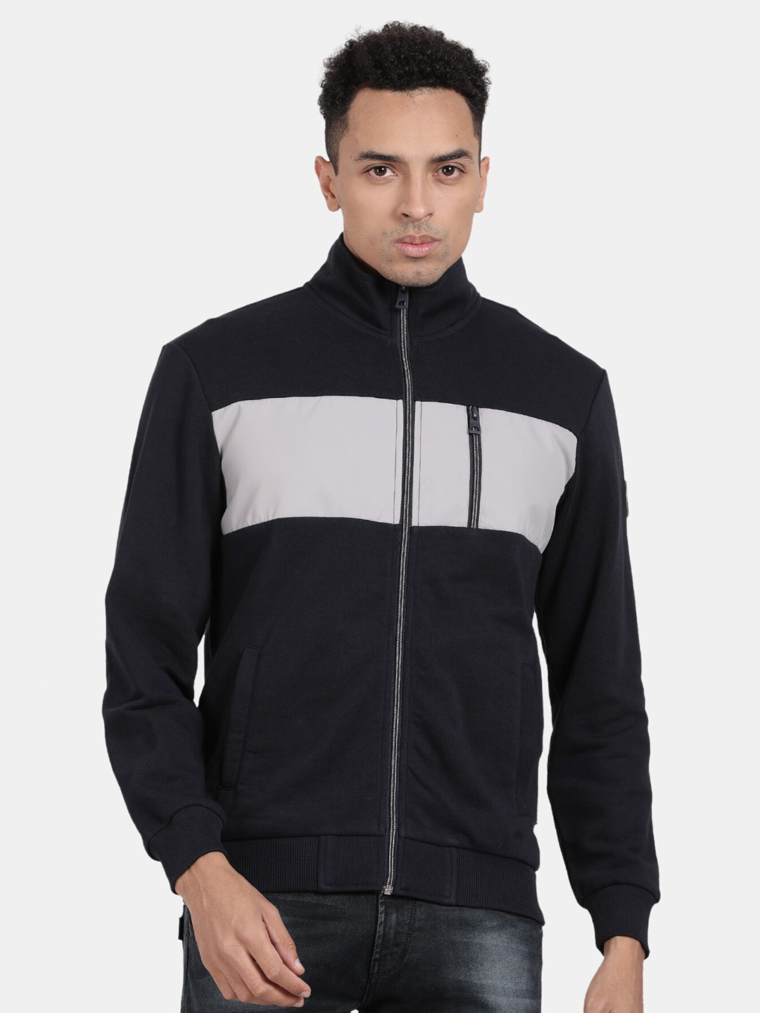 t-base Colourblocked Mock Collar Long Sleeves Zip Detail Sweatshirt