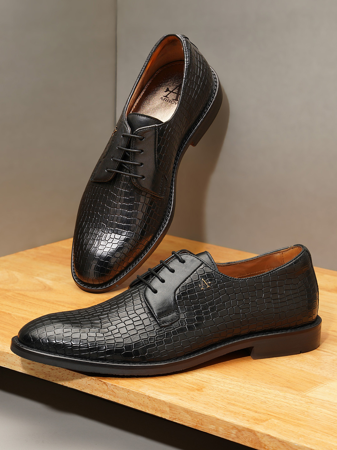 Arrow Men Textured Cloud Formal Leather Derbys