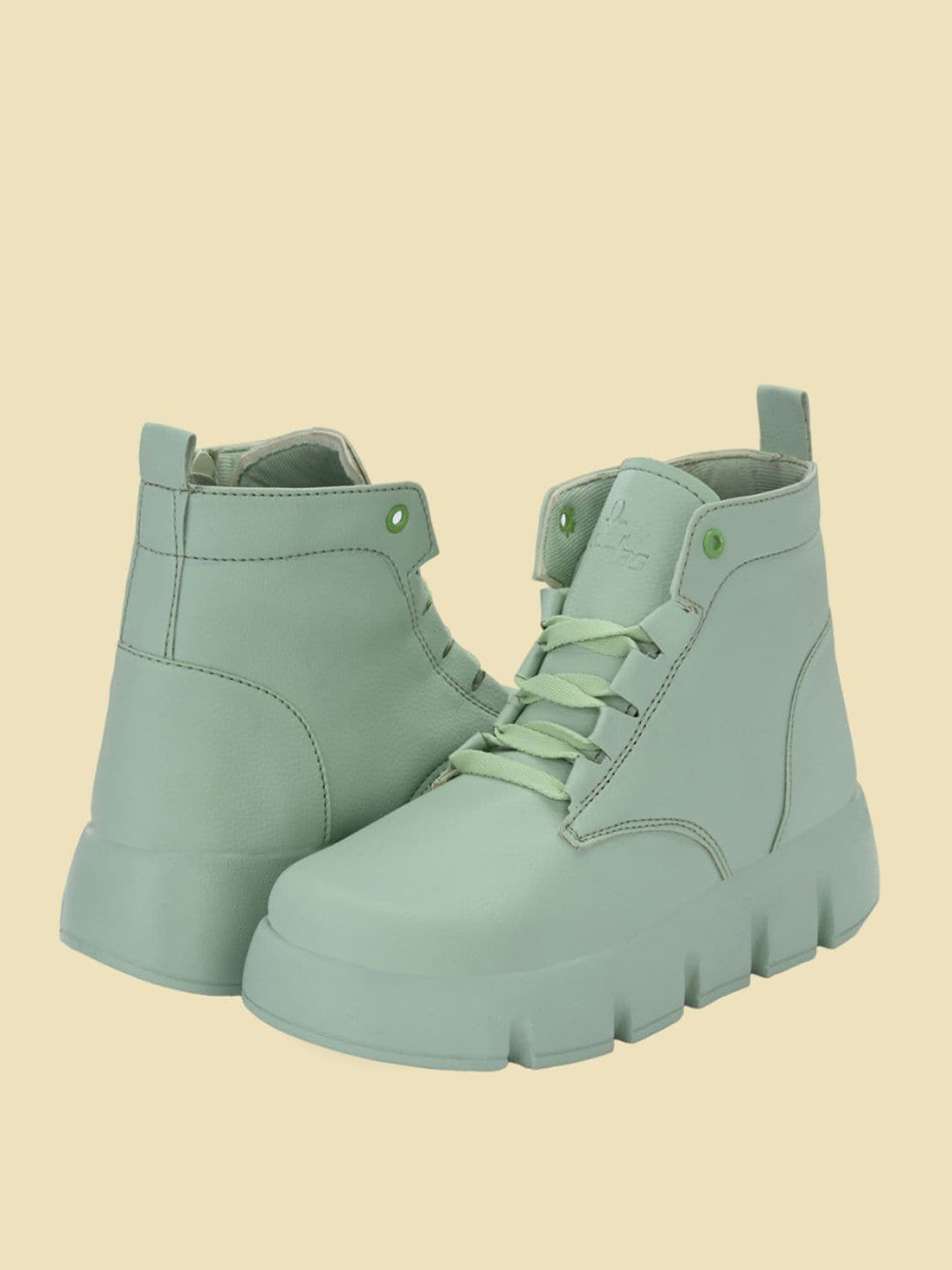 HIROLAS Women Mid-Top Lace-Up Chunky Boots