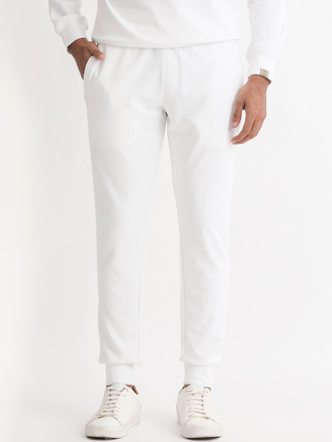 RARE RABBIT Men Wimble Regular Fit Cotton Mid-Rise joggers