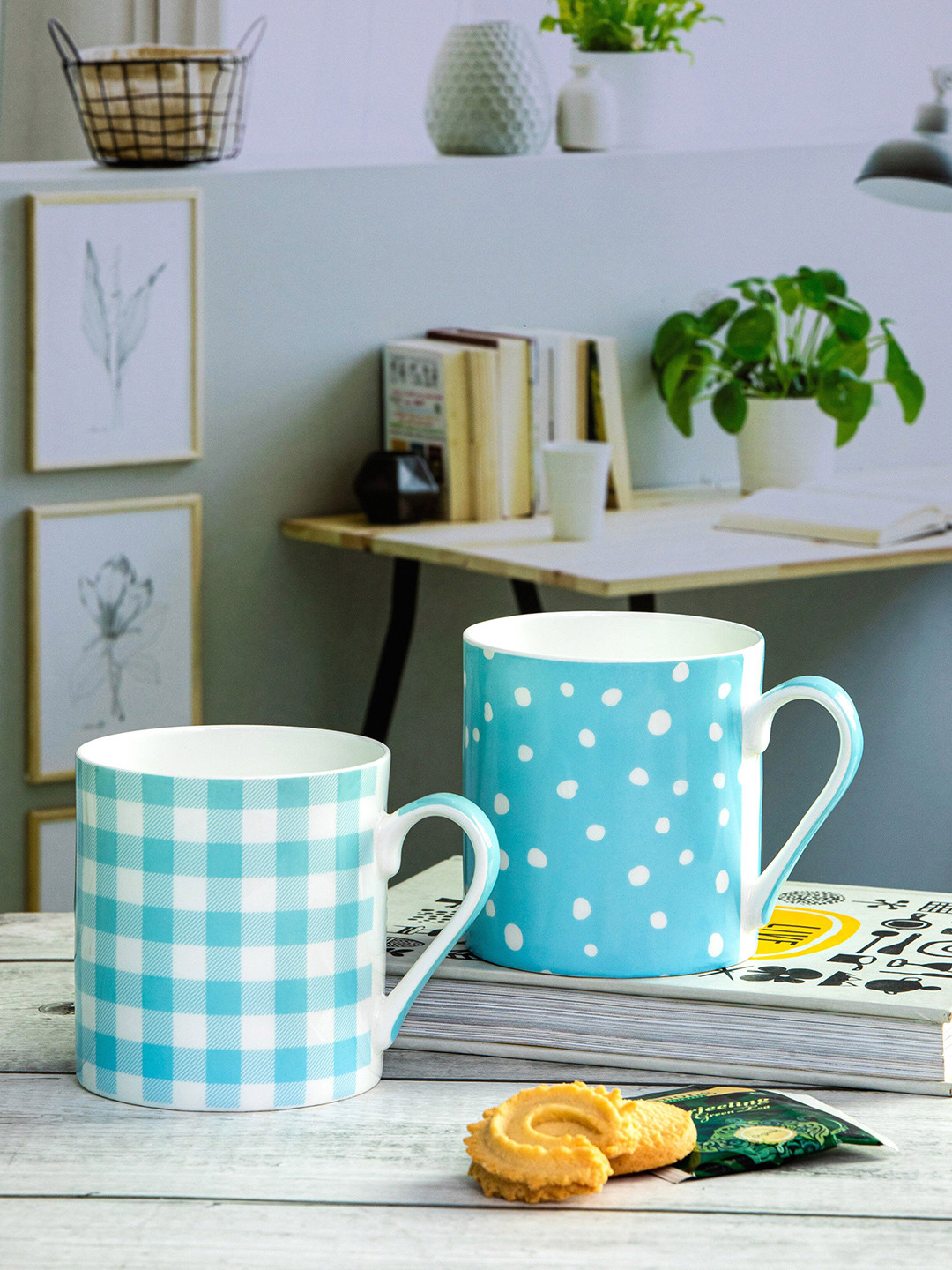 GOODHOMES White Checkered Bone China Handmade 2 Piece Mugs-360ml