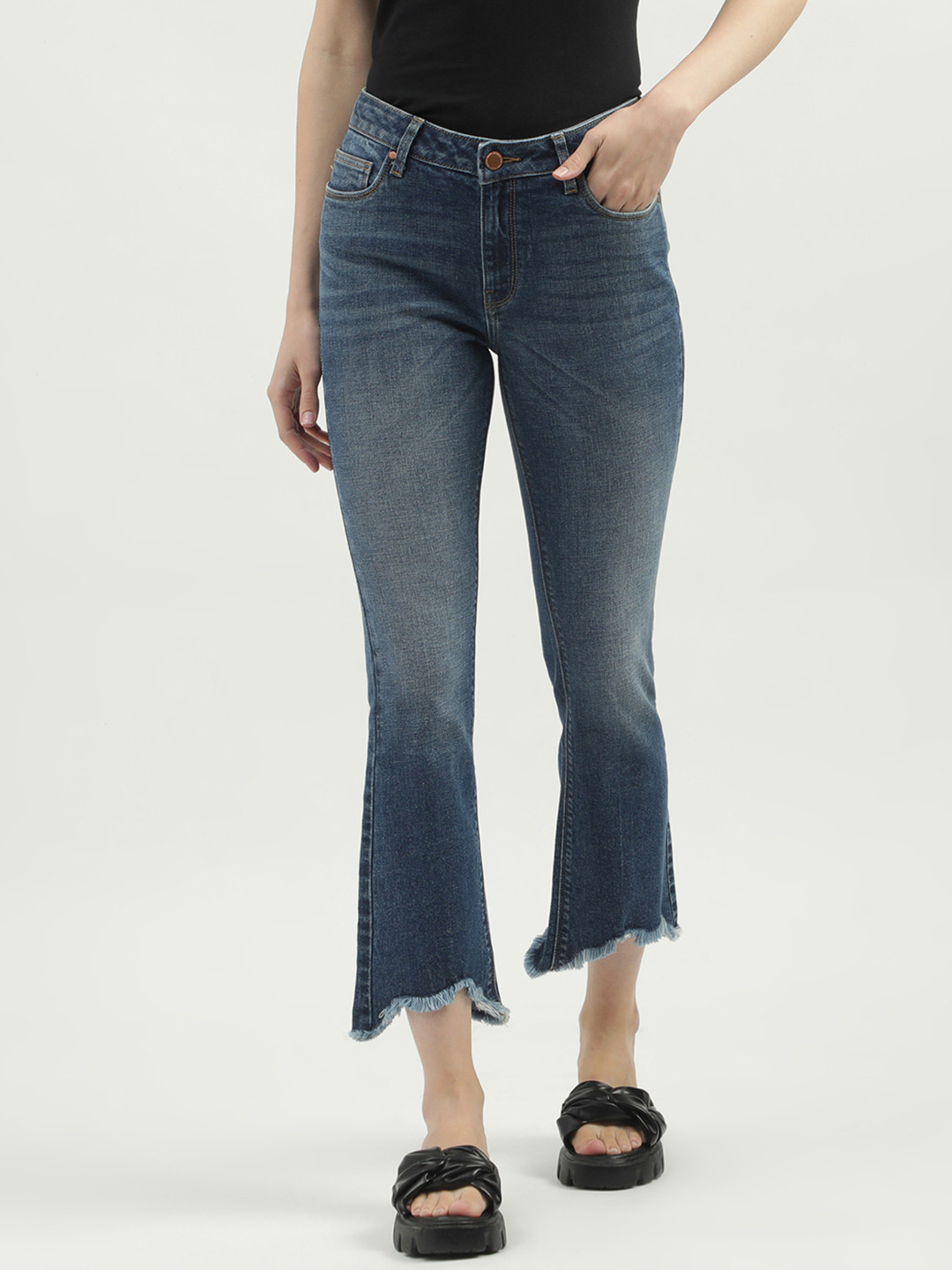 United Colors of Benetton Women Bootcut Heavy Faded Clean Look Cropped Cotton Jeans