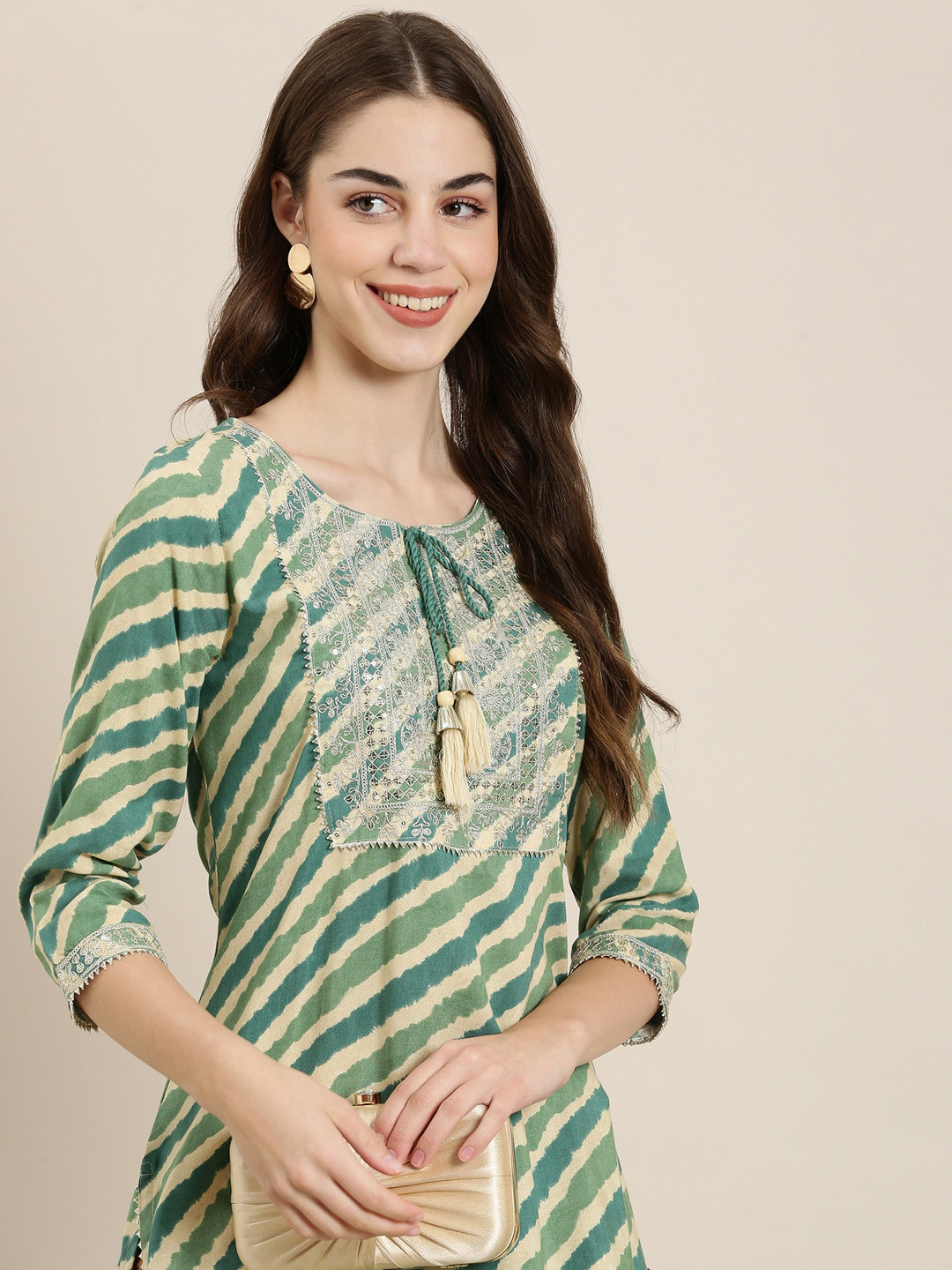 SHOWOFF Leheriya Printed Seqined Gotta Patti Tie-Up Neck Kurta