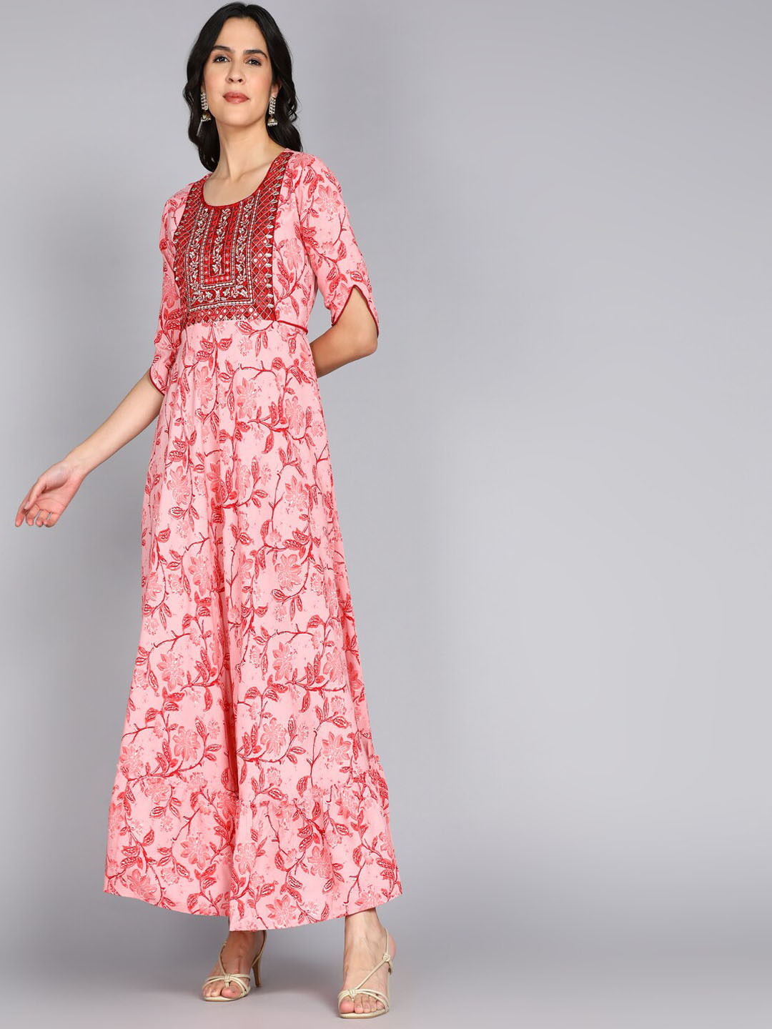 ftDiva Floral Embroidered Mirror Work Anarkali Kurta