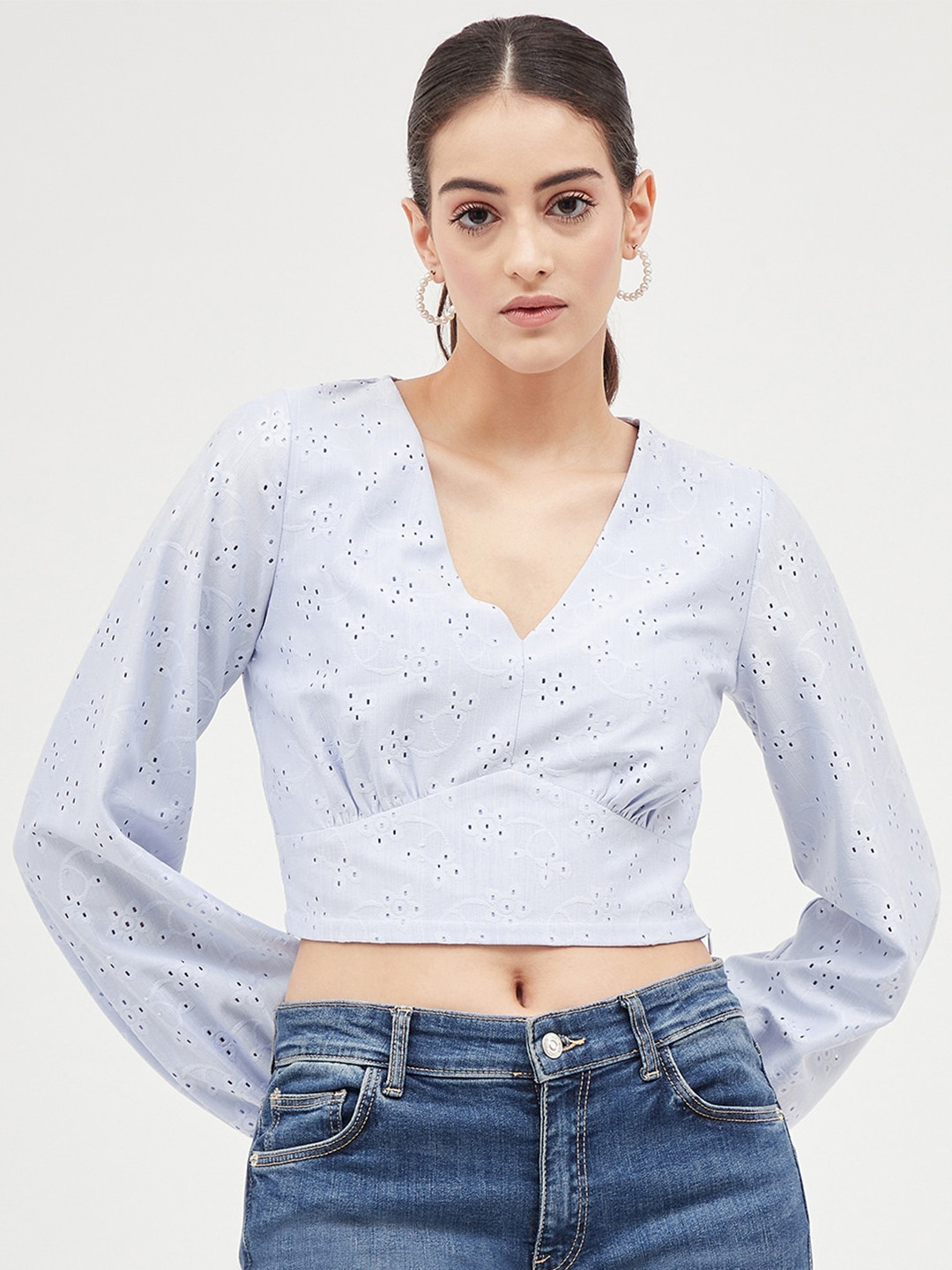 Harpa Self Designed V-Neck Crop Top